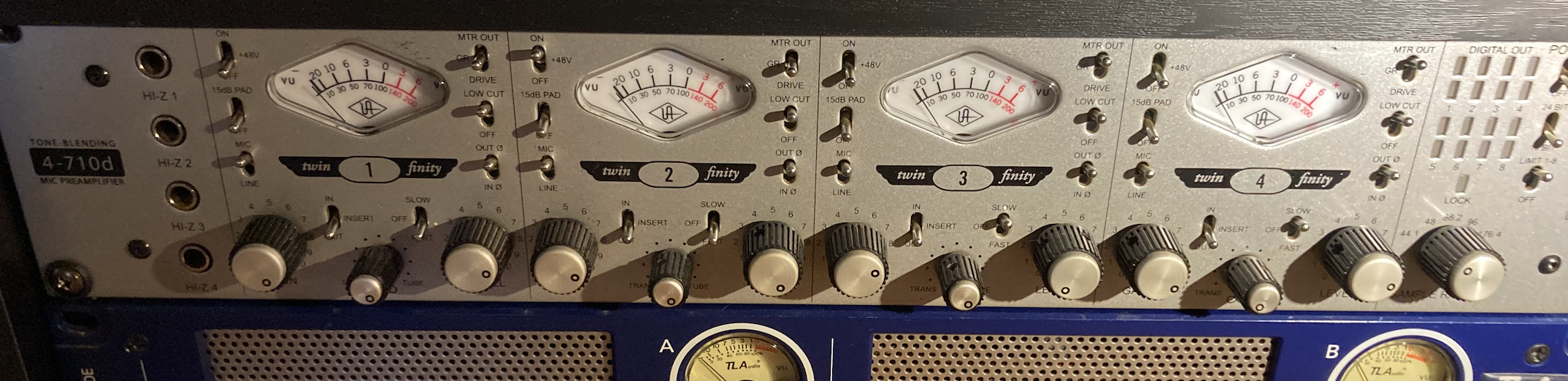 Vends Universal Audio 4-710D