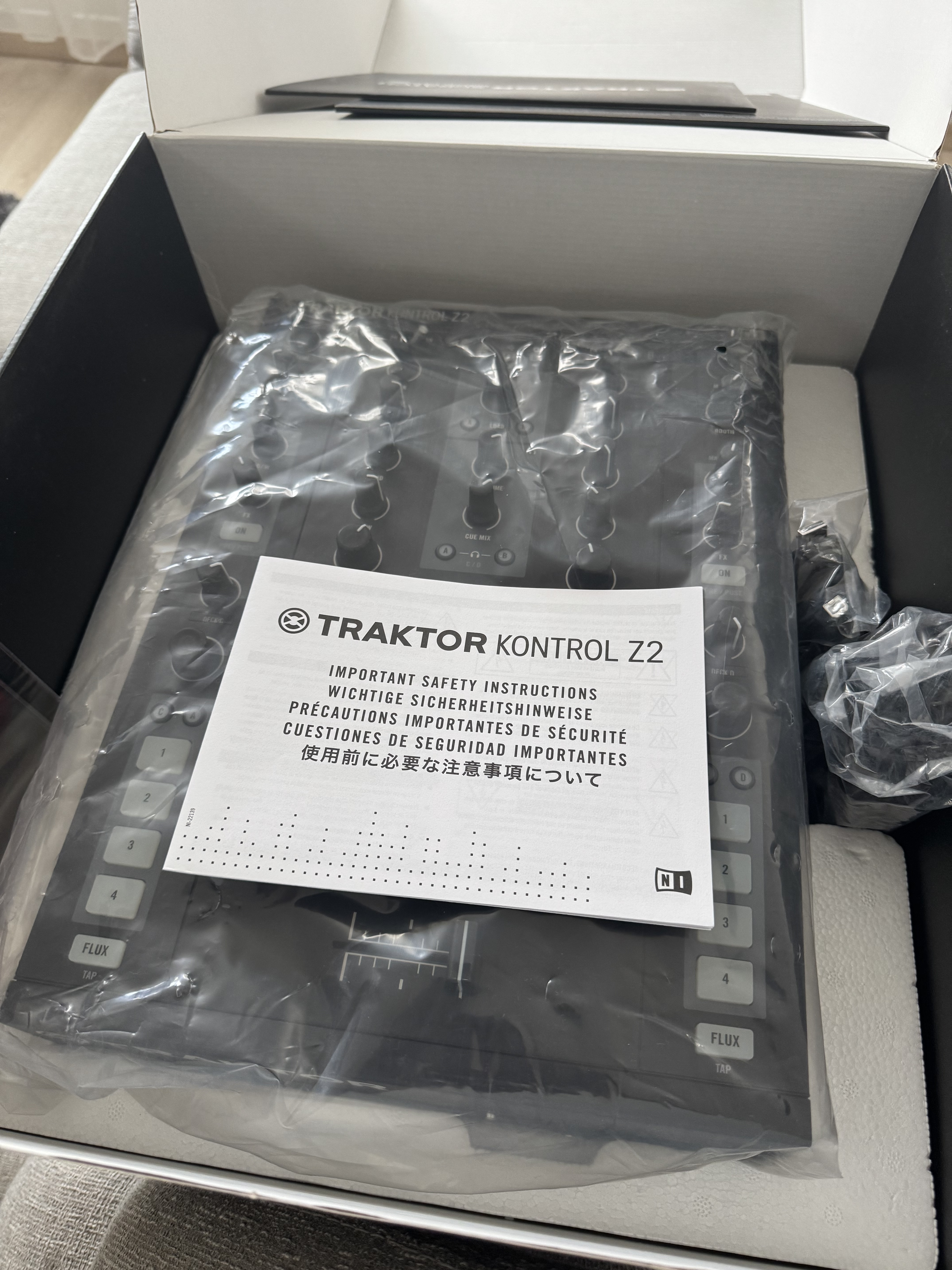 Table de mixage Traktor Z2