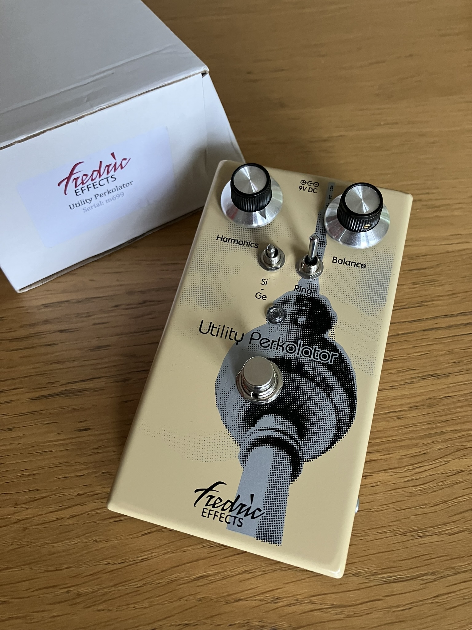 Vends Distortion / Fuzz Fredric Effects Utility Percolator