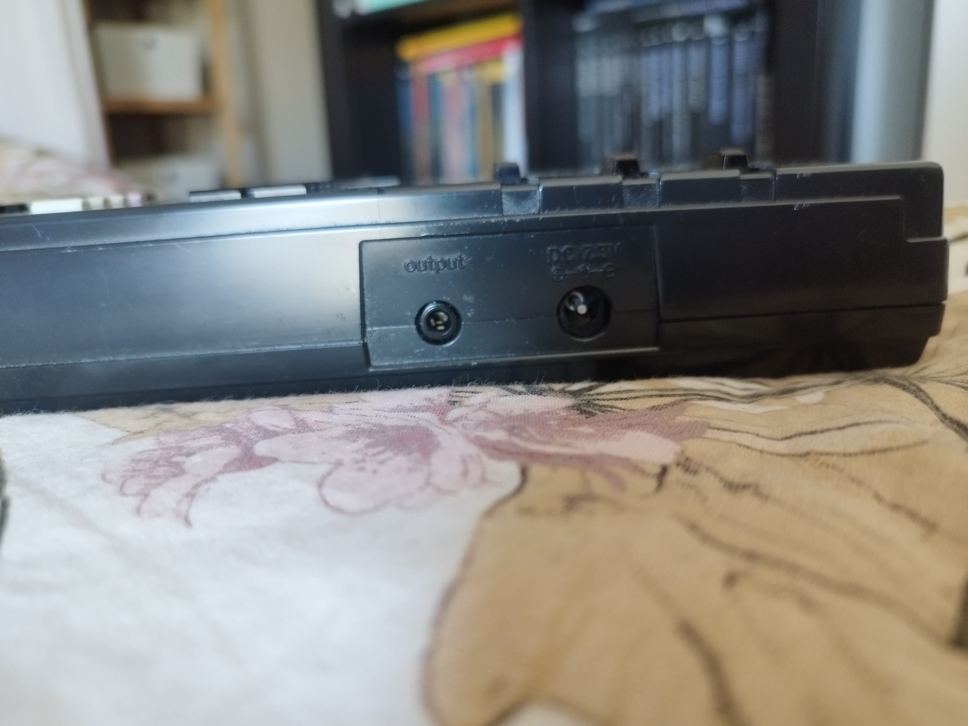 Yamaha VSS-100 (24128)