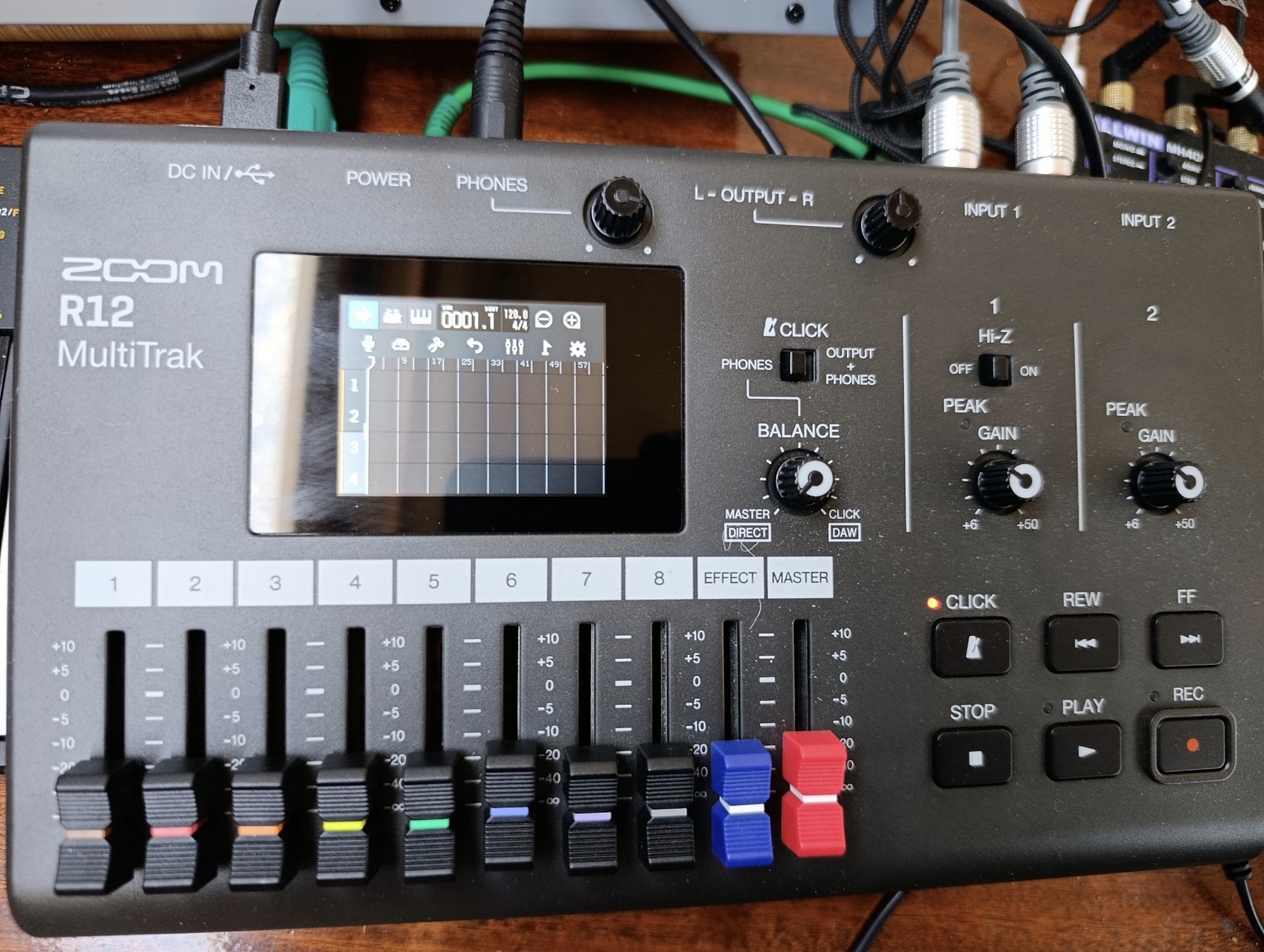 Enregistreur multipistes ZOOM R12 