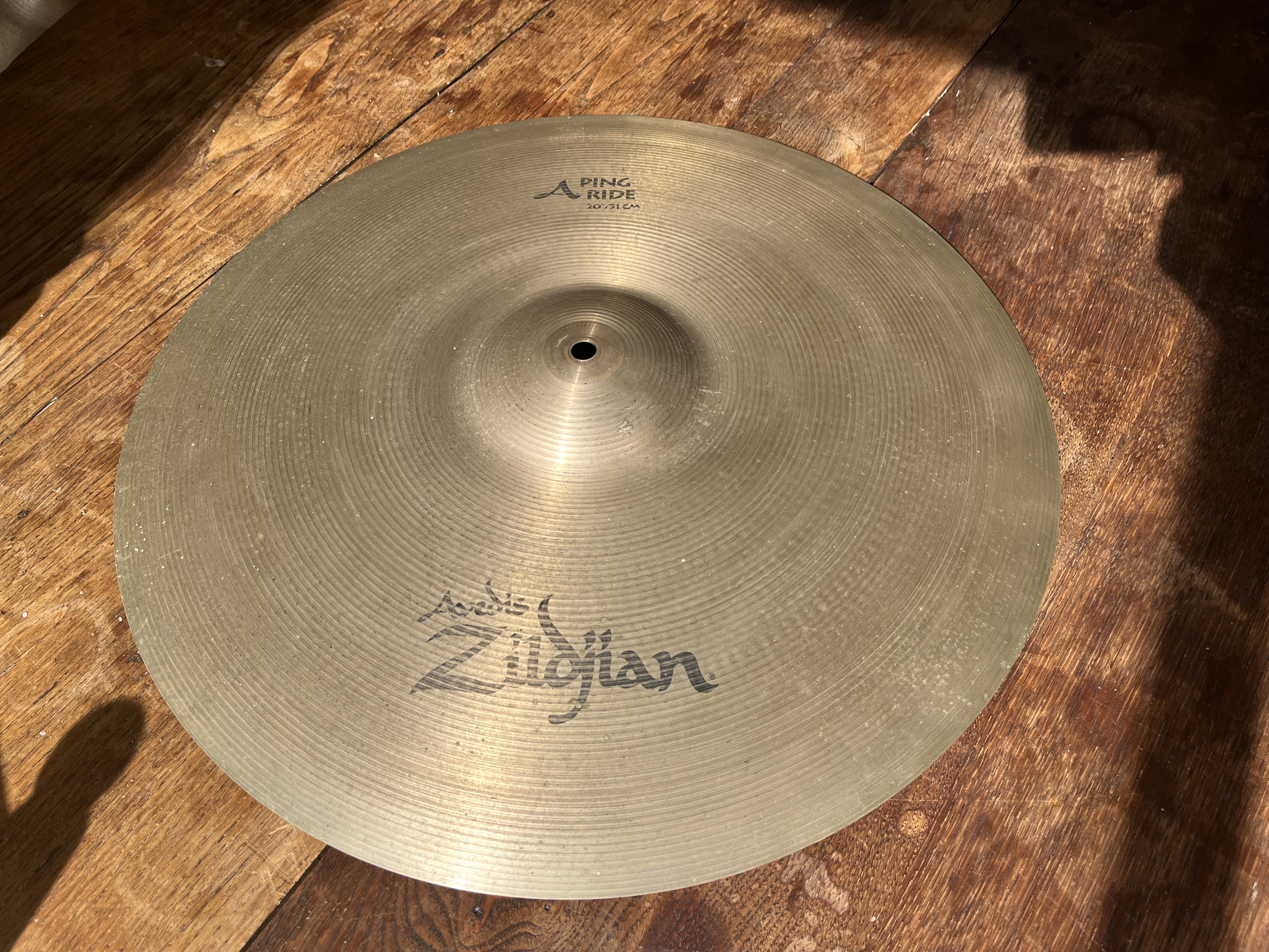 Vends ride Zildjian Avedis ping ride 20"
