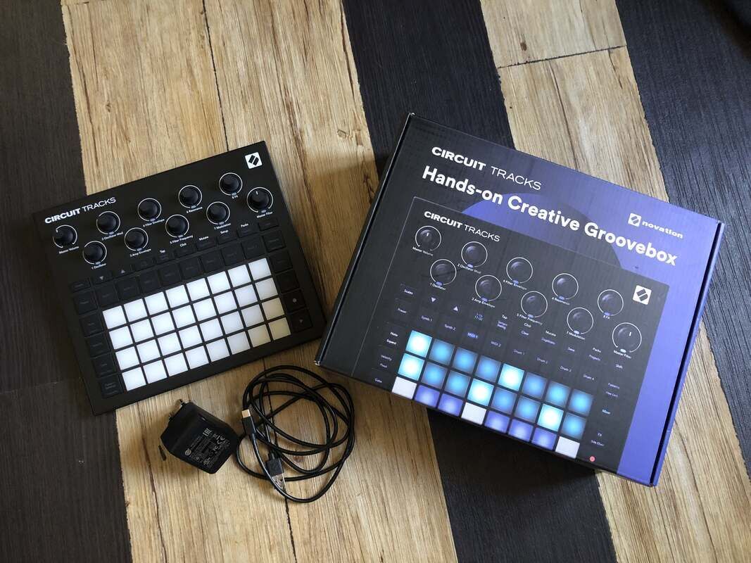 NOVATION Circuit tracks + Packs / SD card