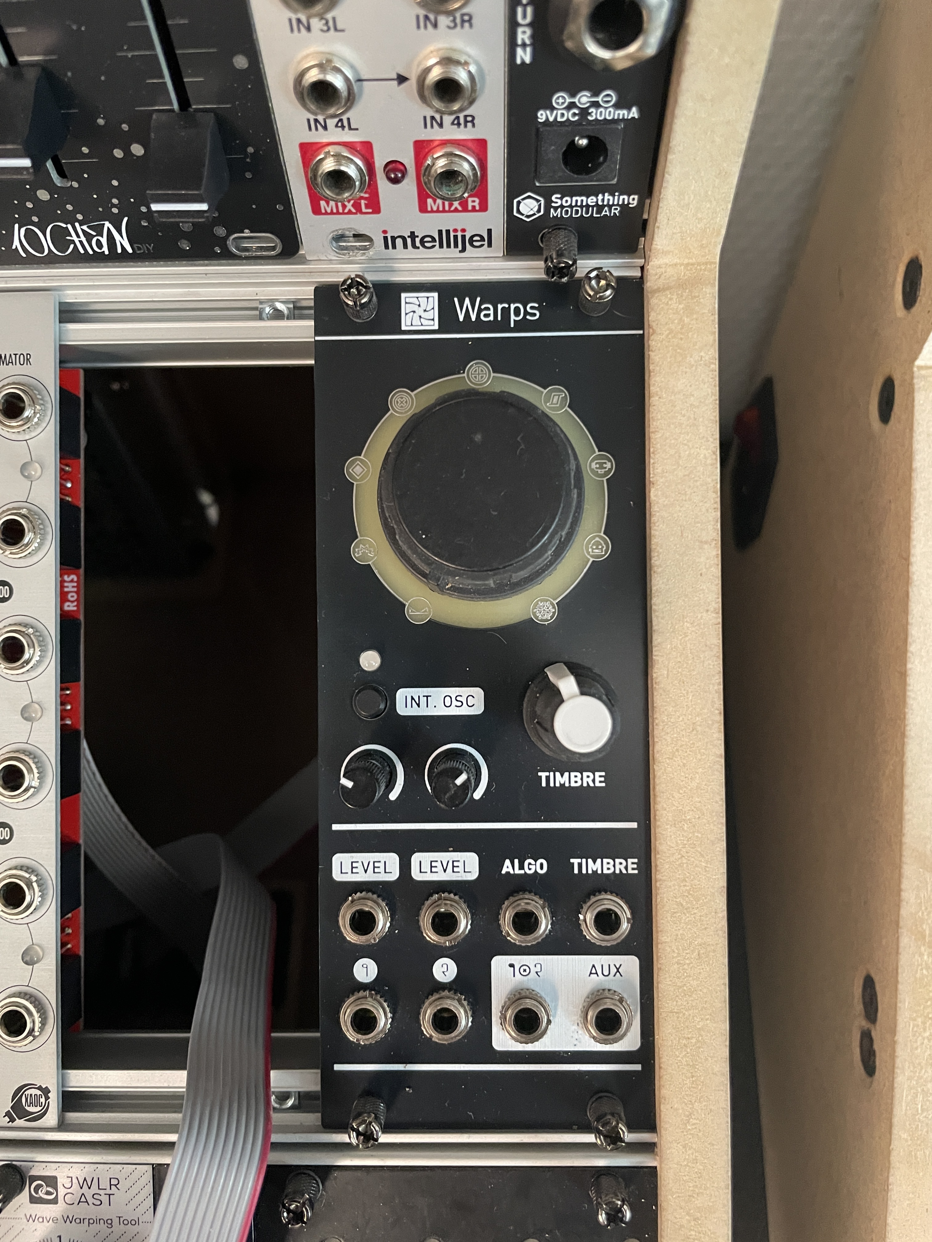  Warps de chez Mutable Instruments (Clone)