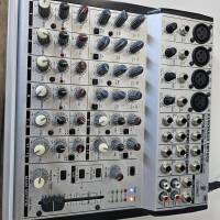 Table de mixage Behringer Eurorack UB1202 – comme neuve – avec alimentation