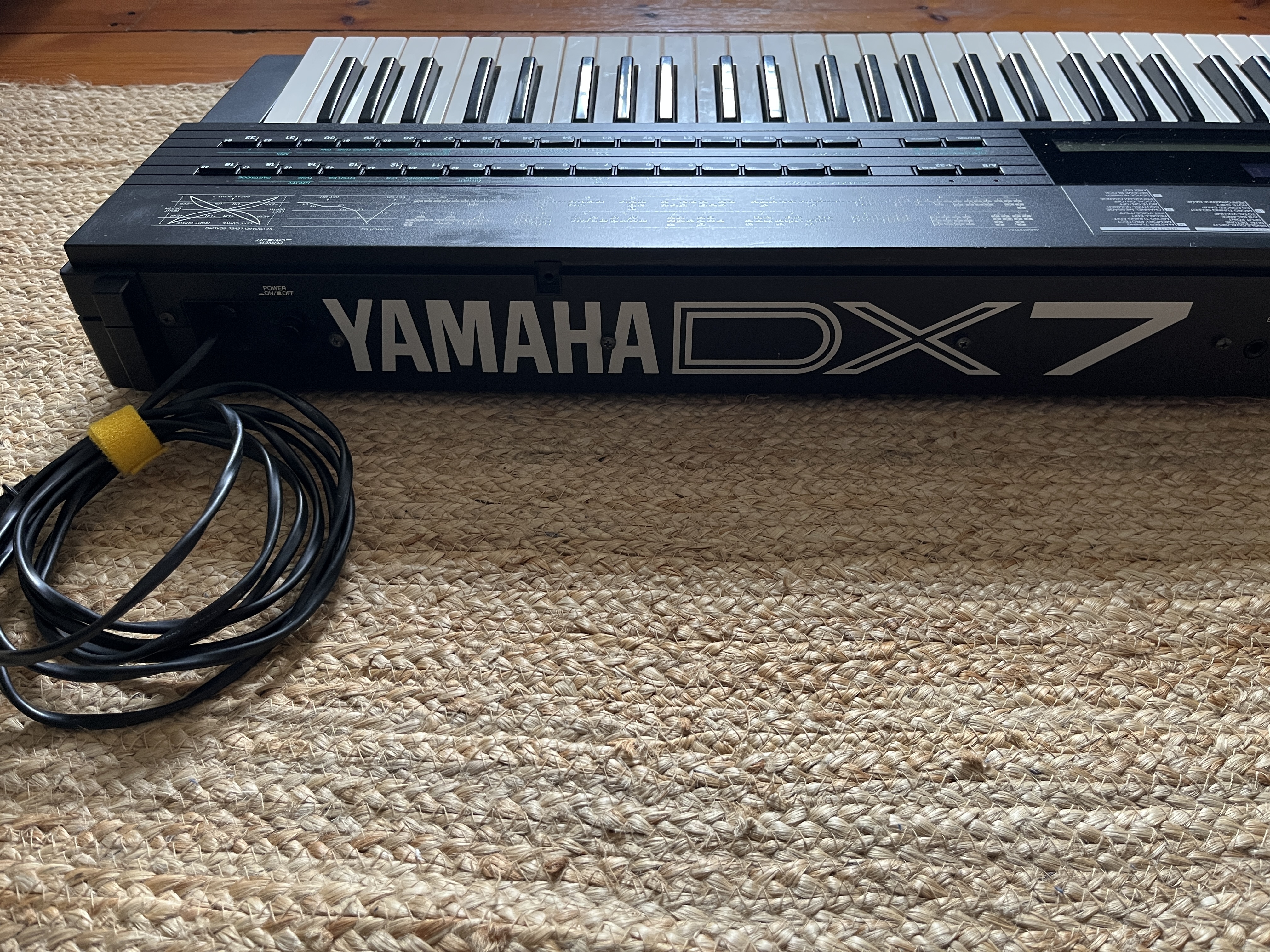 Yamaha DX7 IID (25214)