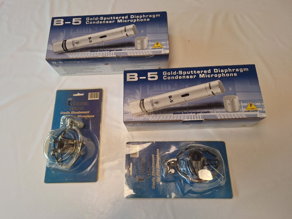 A vendre paire de micros Behringer B-5 avec paire de suspensions T-Bone SSM-4