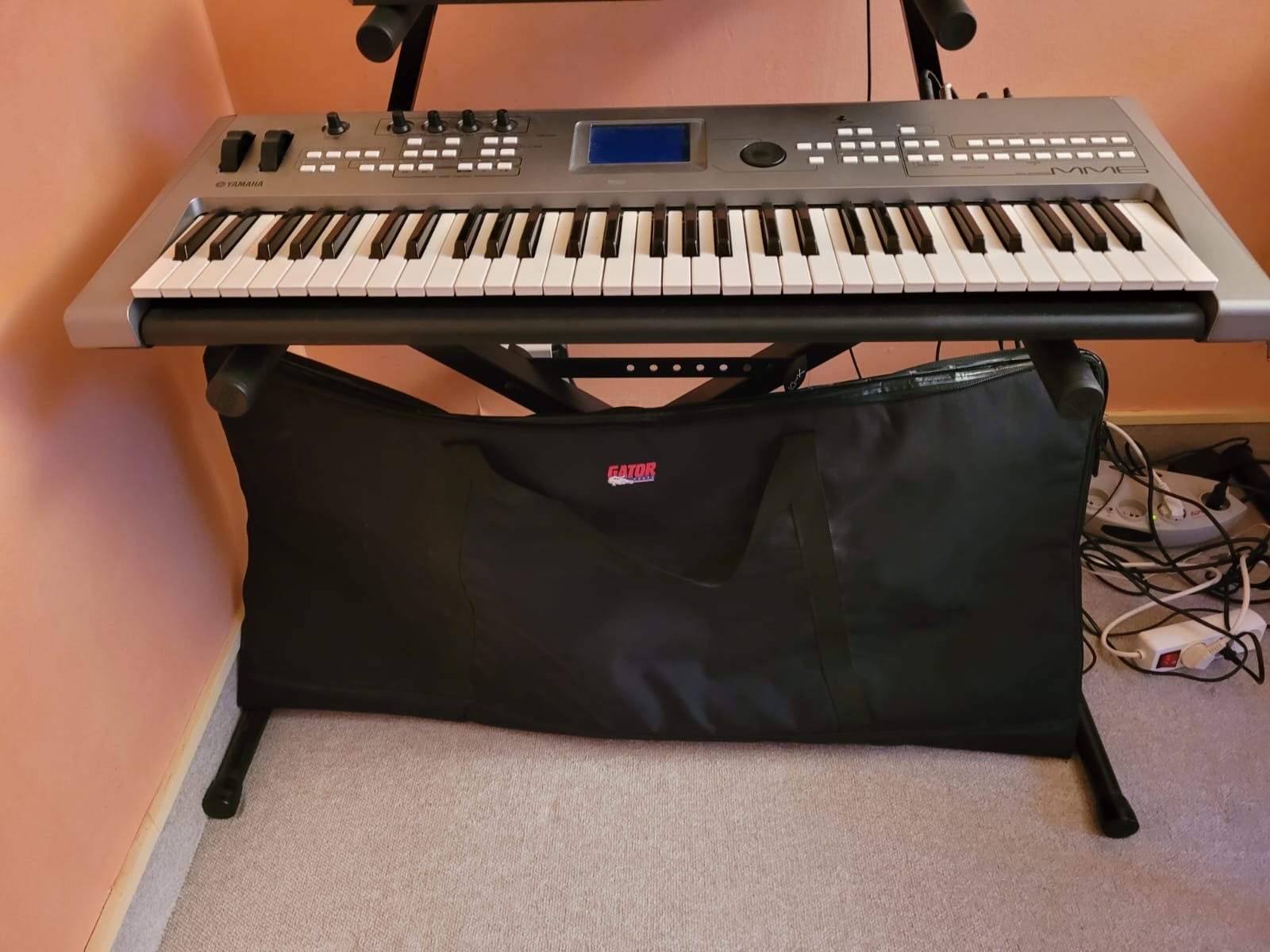 vends clavier yamaha mm6