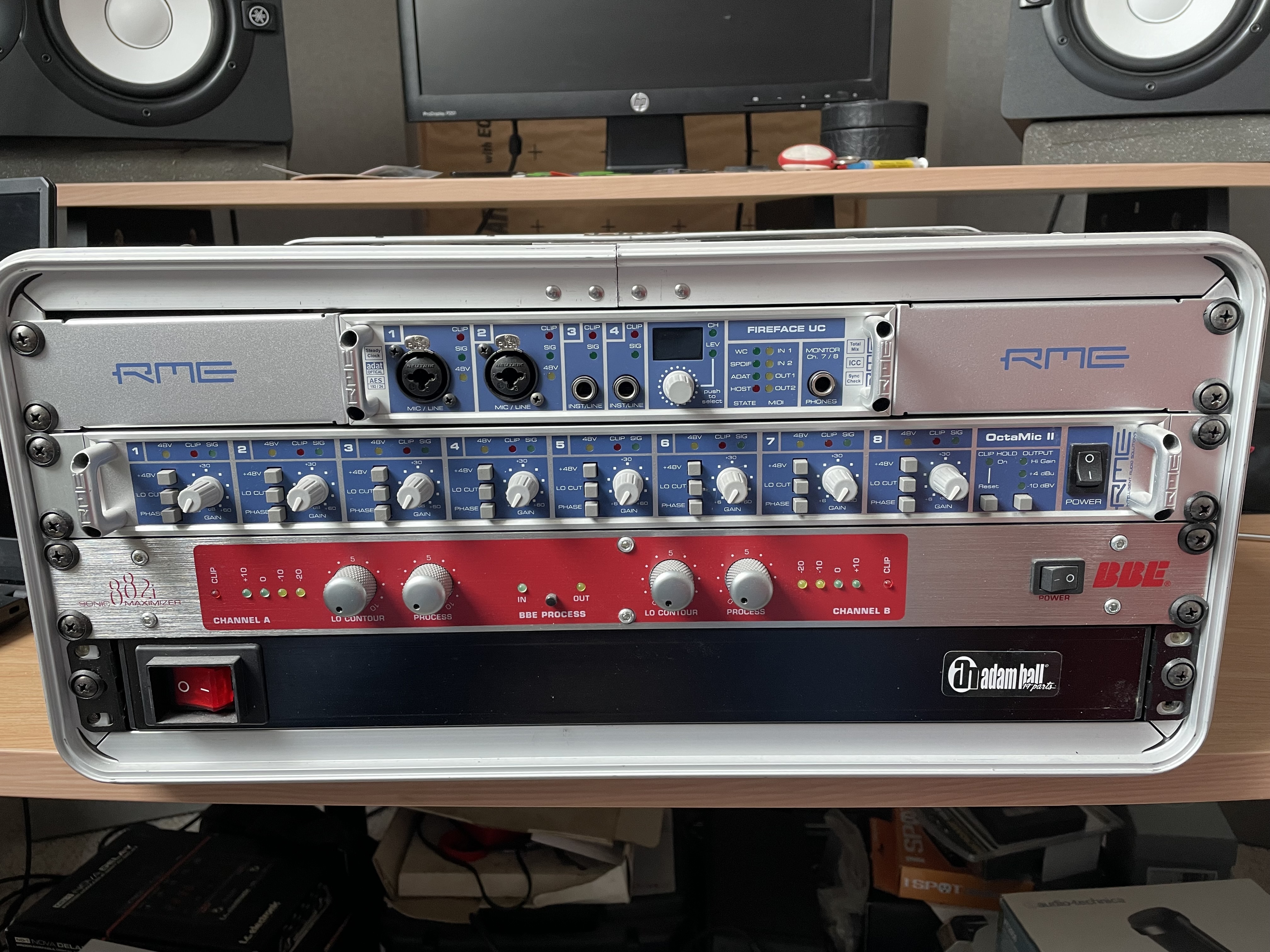 Vends RME fireface UC, RME octamic II, BBE Maximizer, alimentation adam Hall et case GATOR