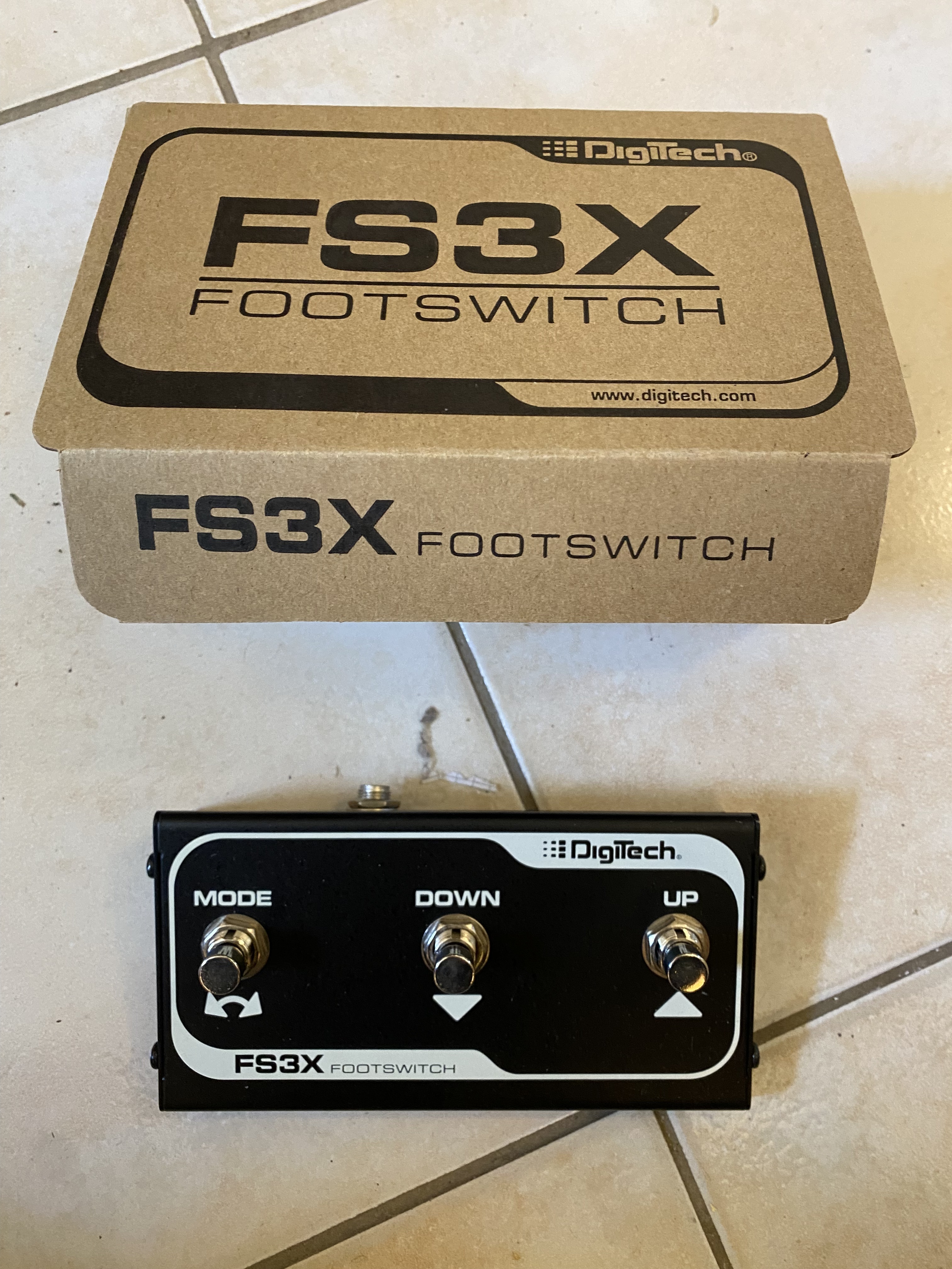 vends digitech fx3x footswitch