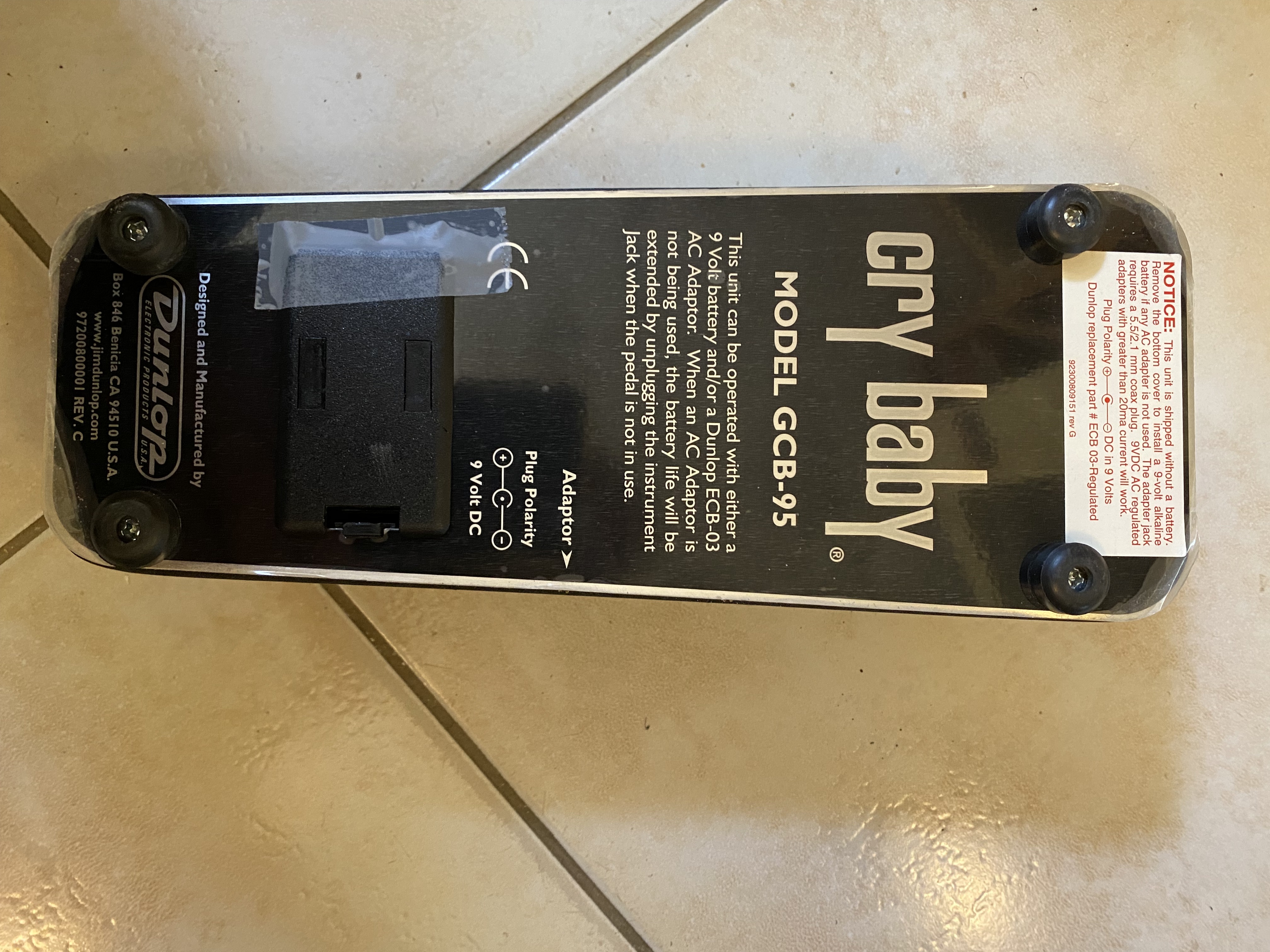 vends pédale dunlop gcb 95 cry baby