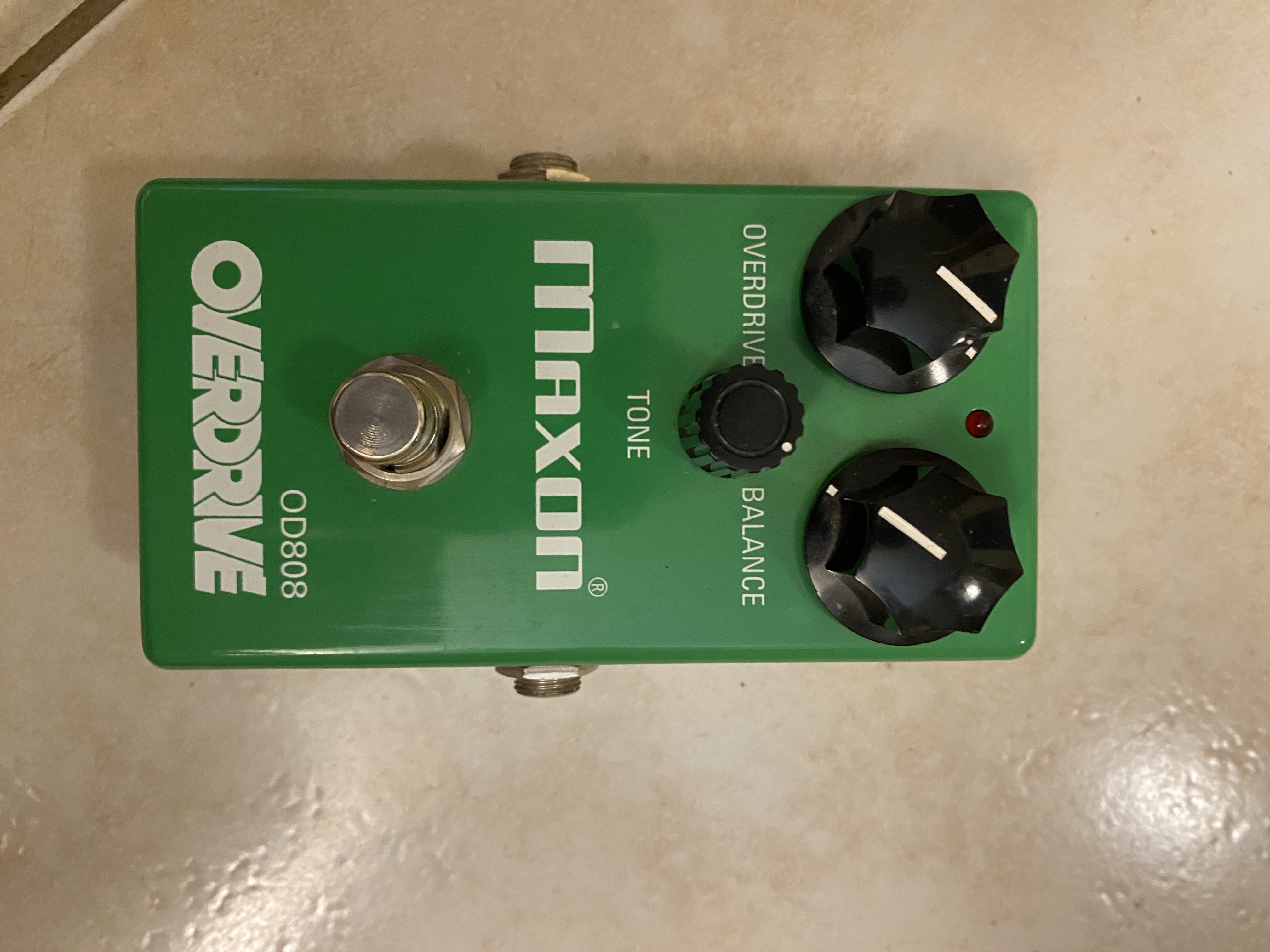 vends pédale overdrive maxon od 808