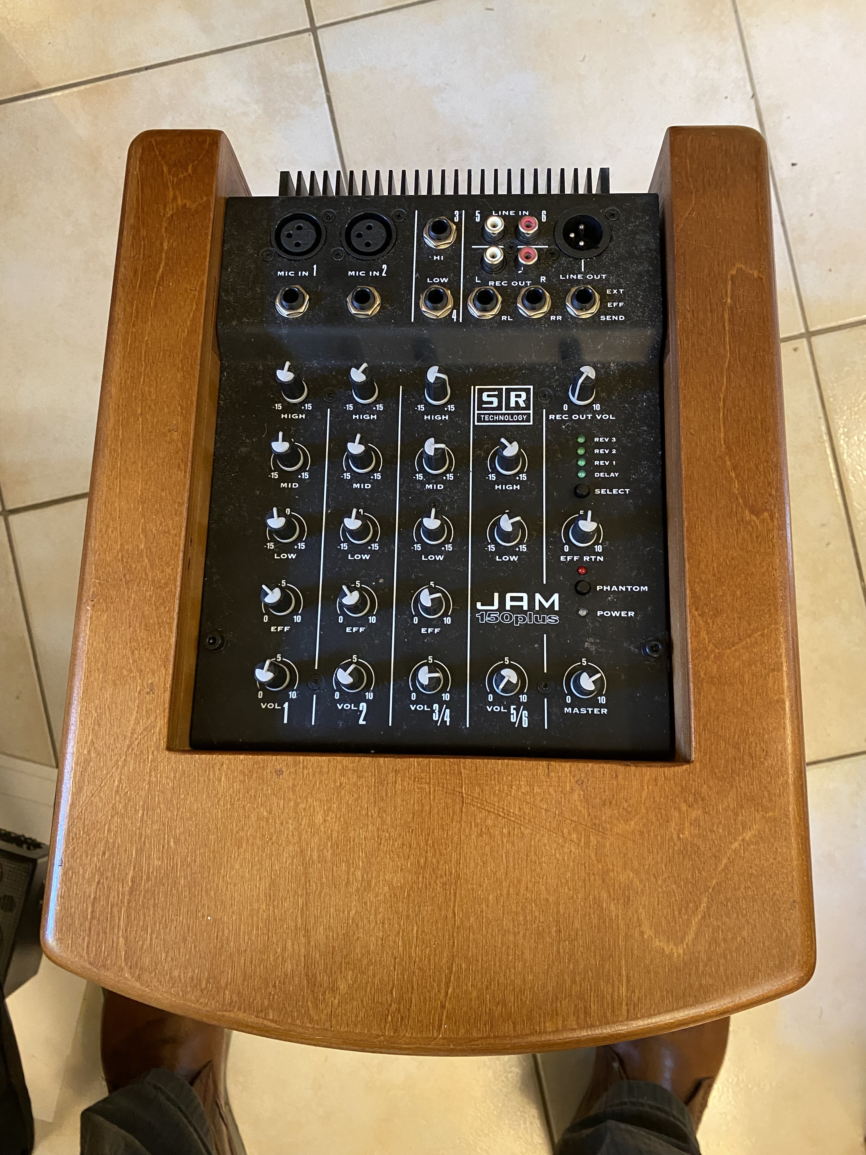 vends ampli sr technologie jam 150 pour guitares électro-acoustiques