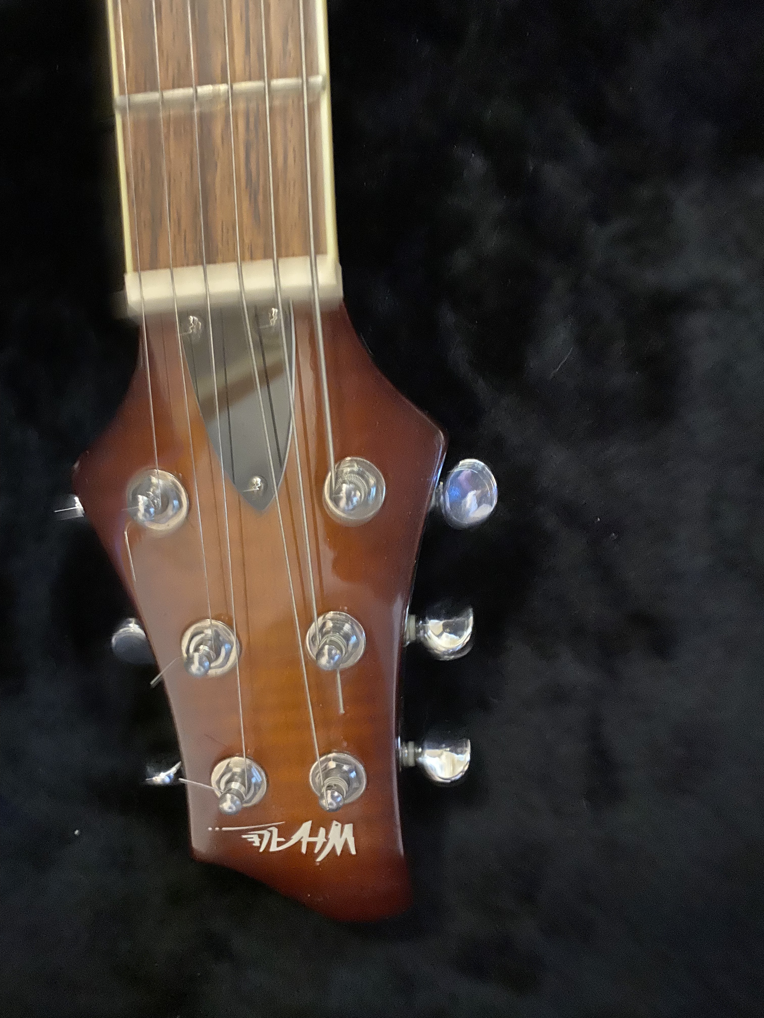 vends guitare électrique whale finwhale