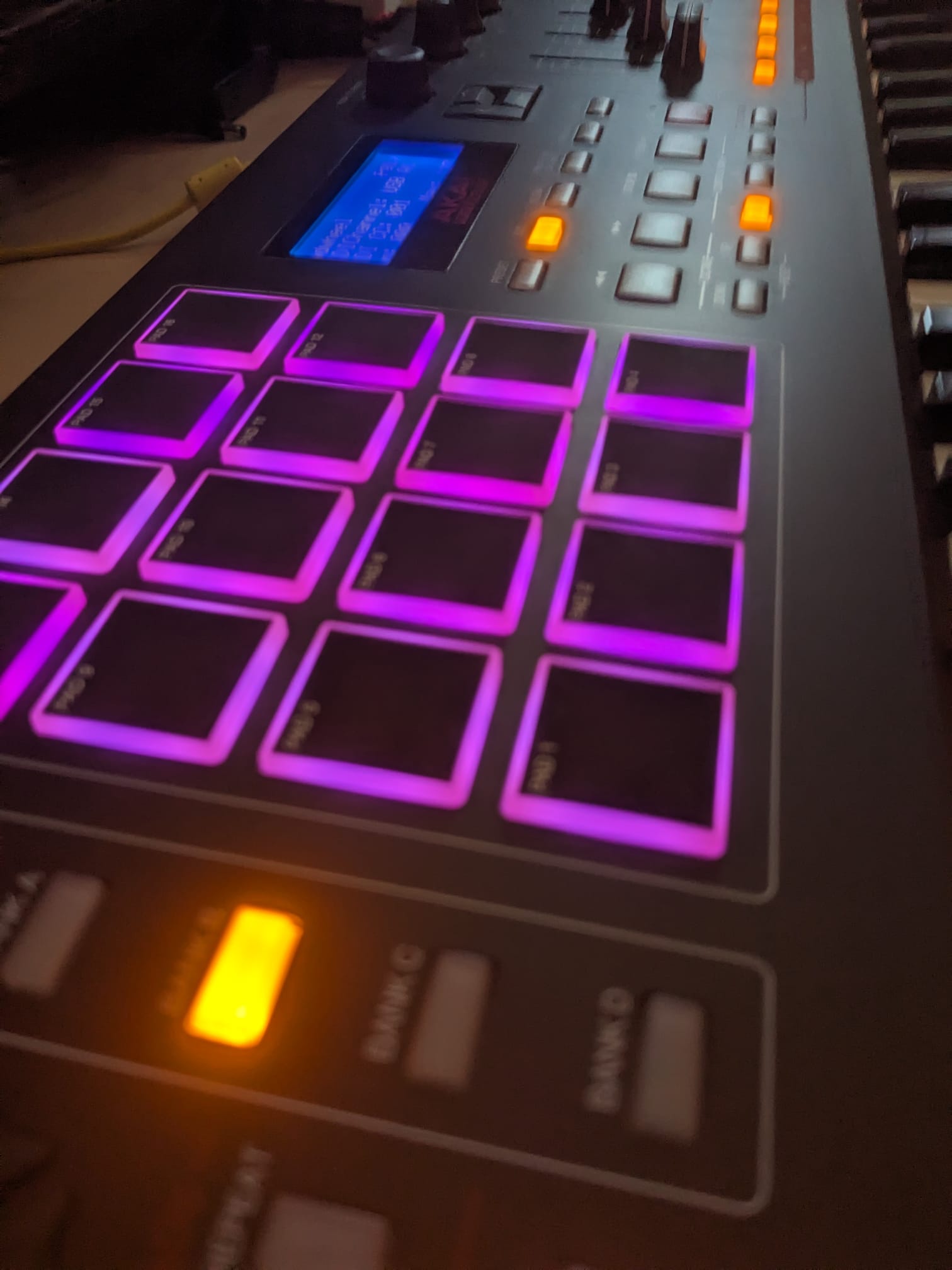 Akai - Mpk249 (1)
