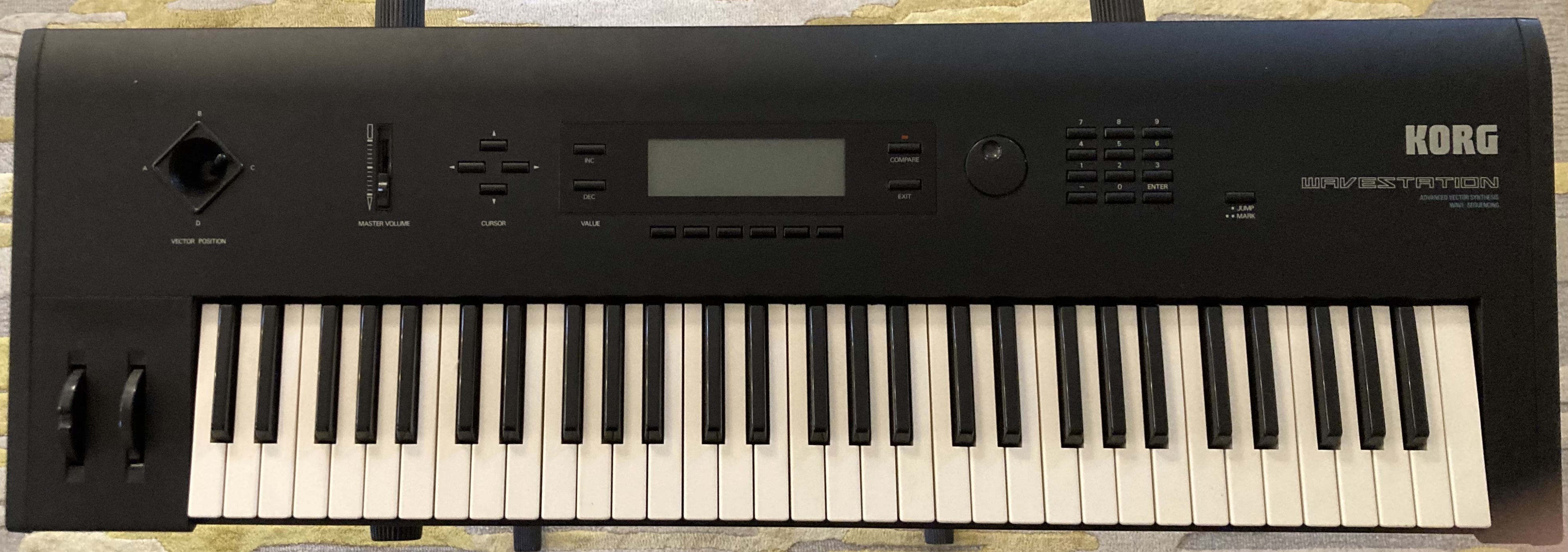 Vends Korg Wavestation