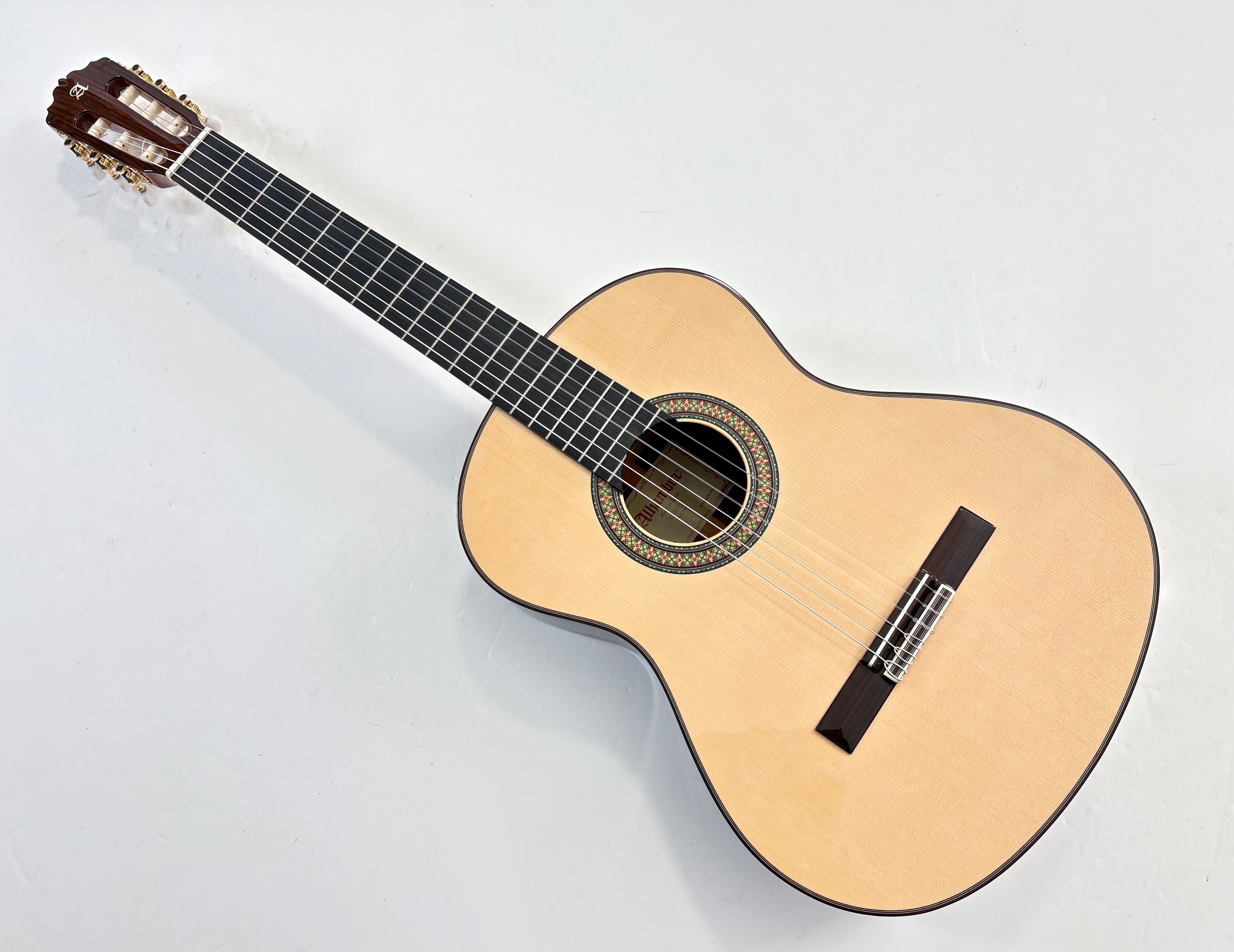 Alhambra Guitars 7 P A (85542)