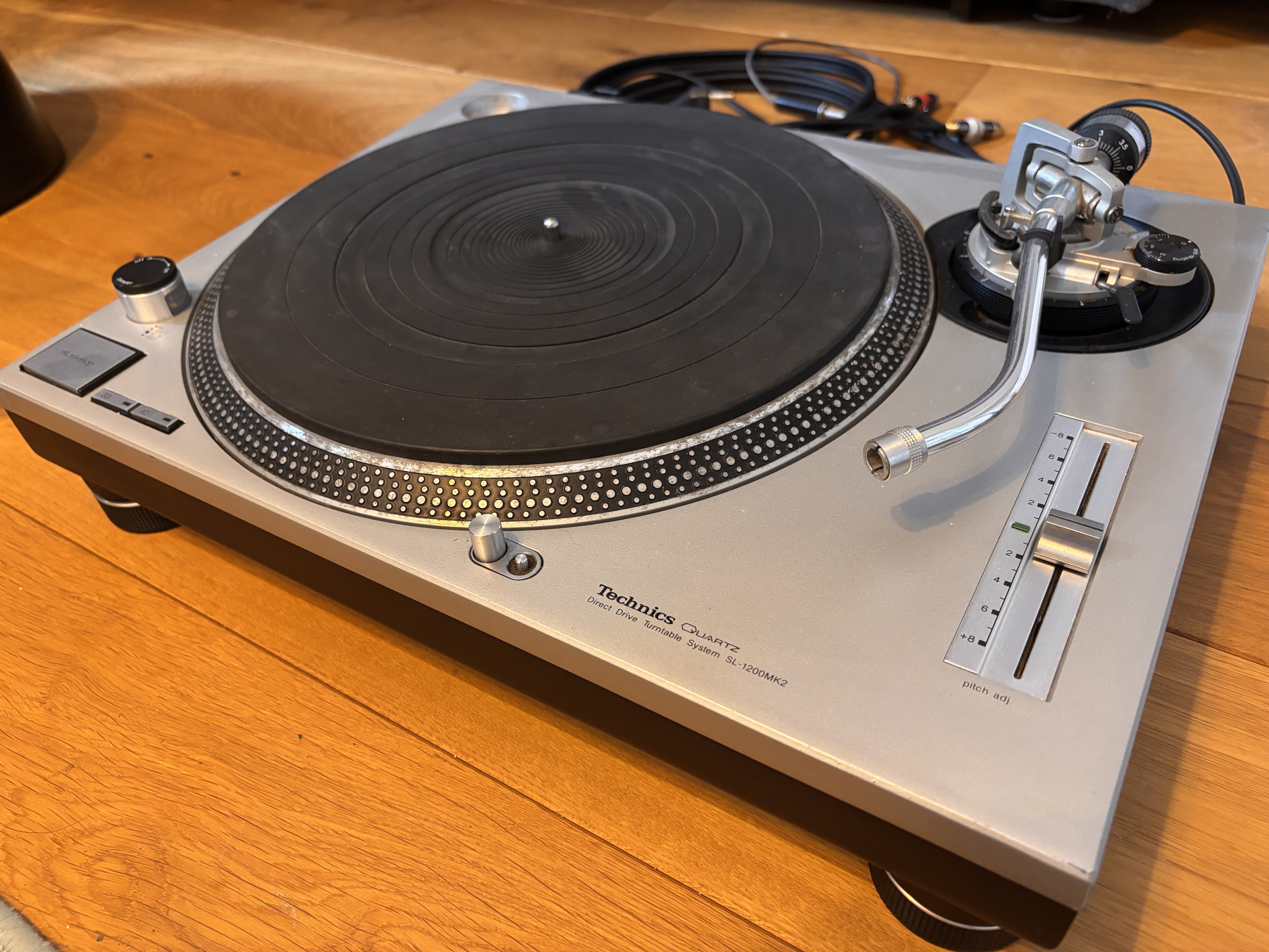 Vends SL1200 mk2 sans couvercle et sans cellule