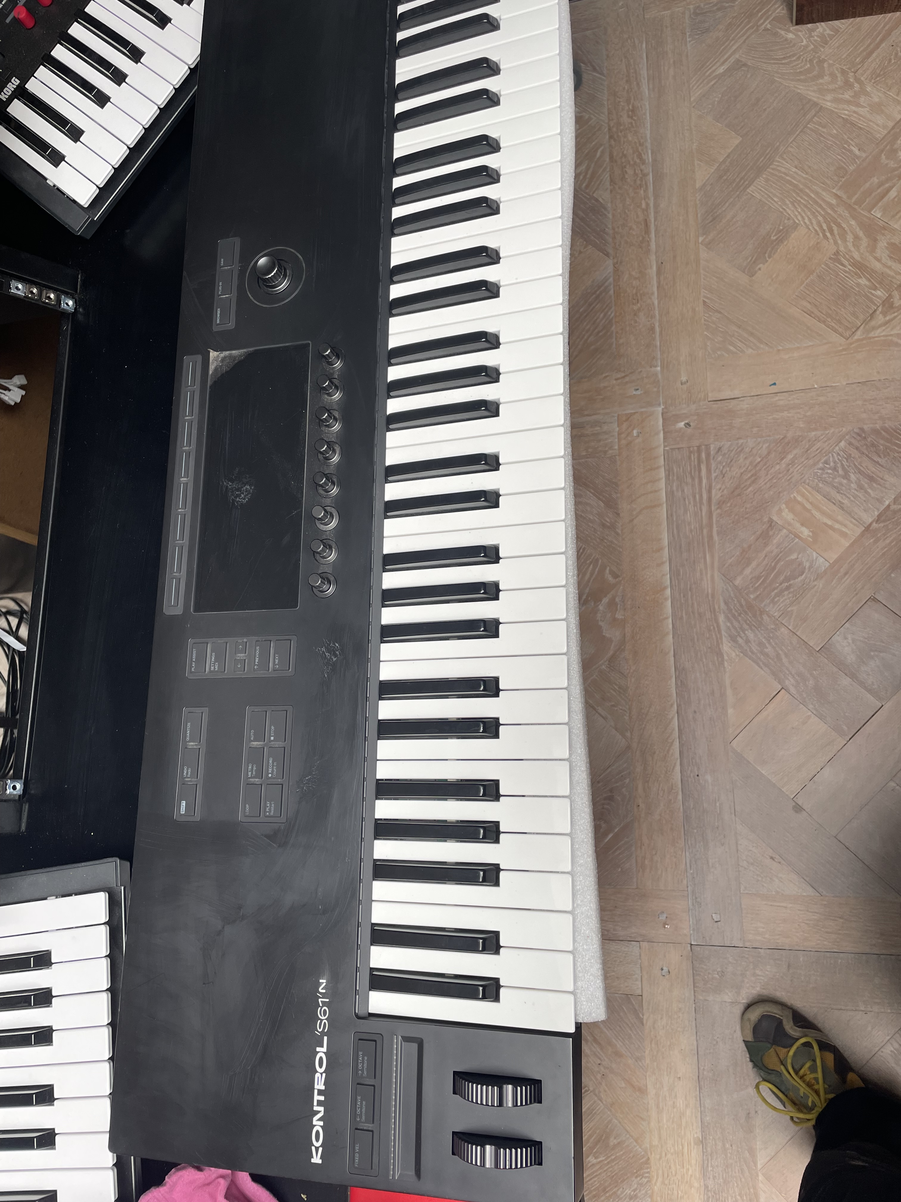 Kontrol s61 mk3 encore sous garantie 