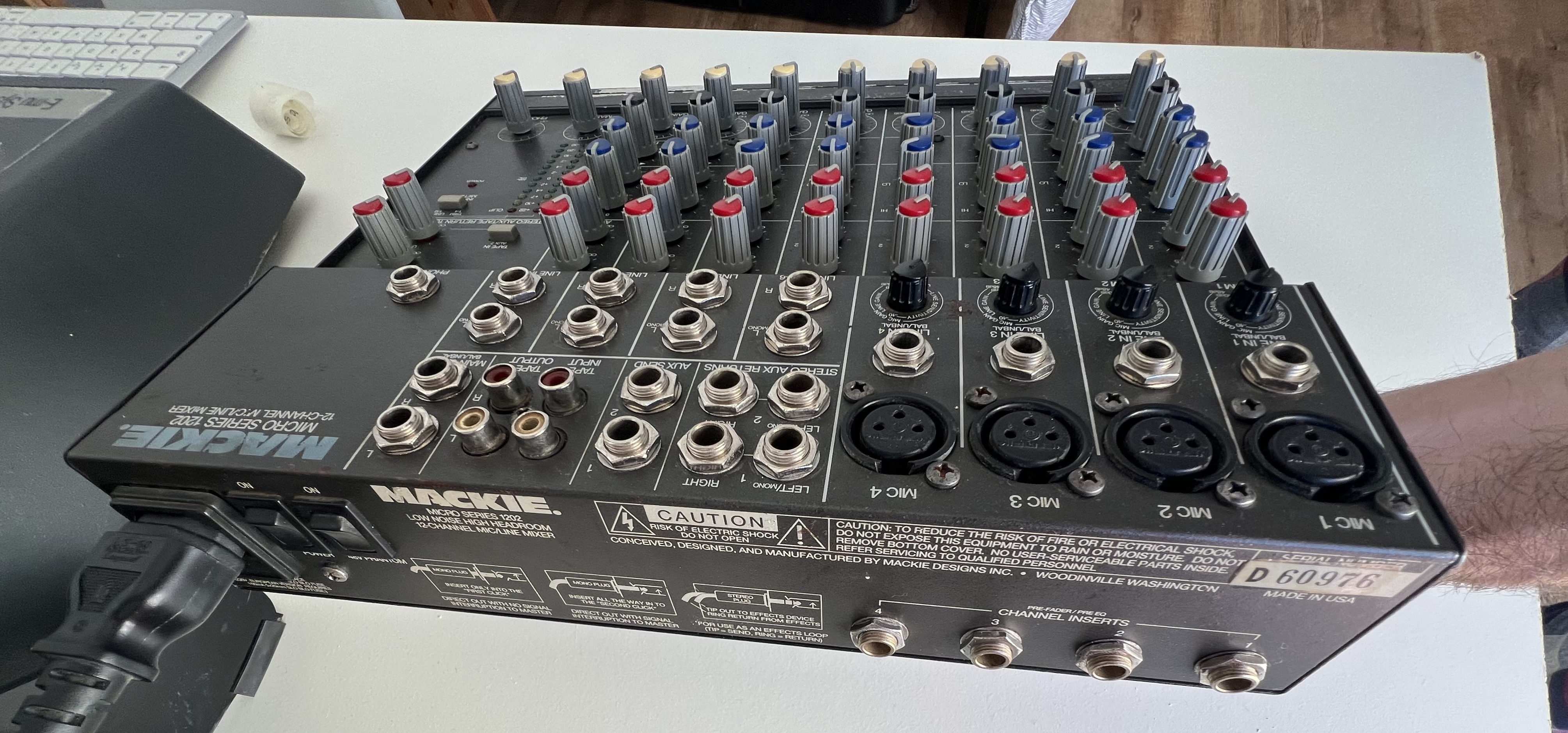 Mackie MS1202 (90333)