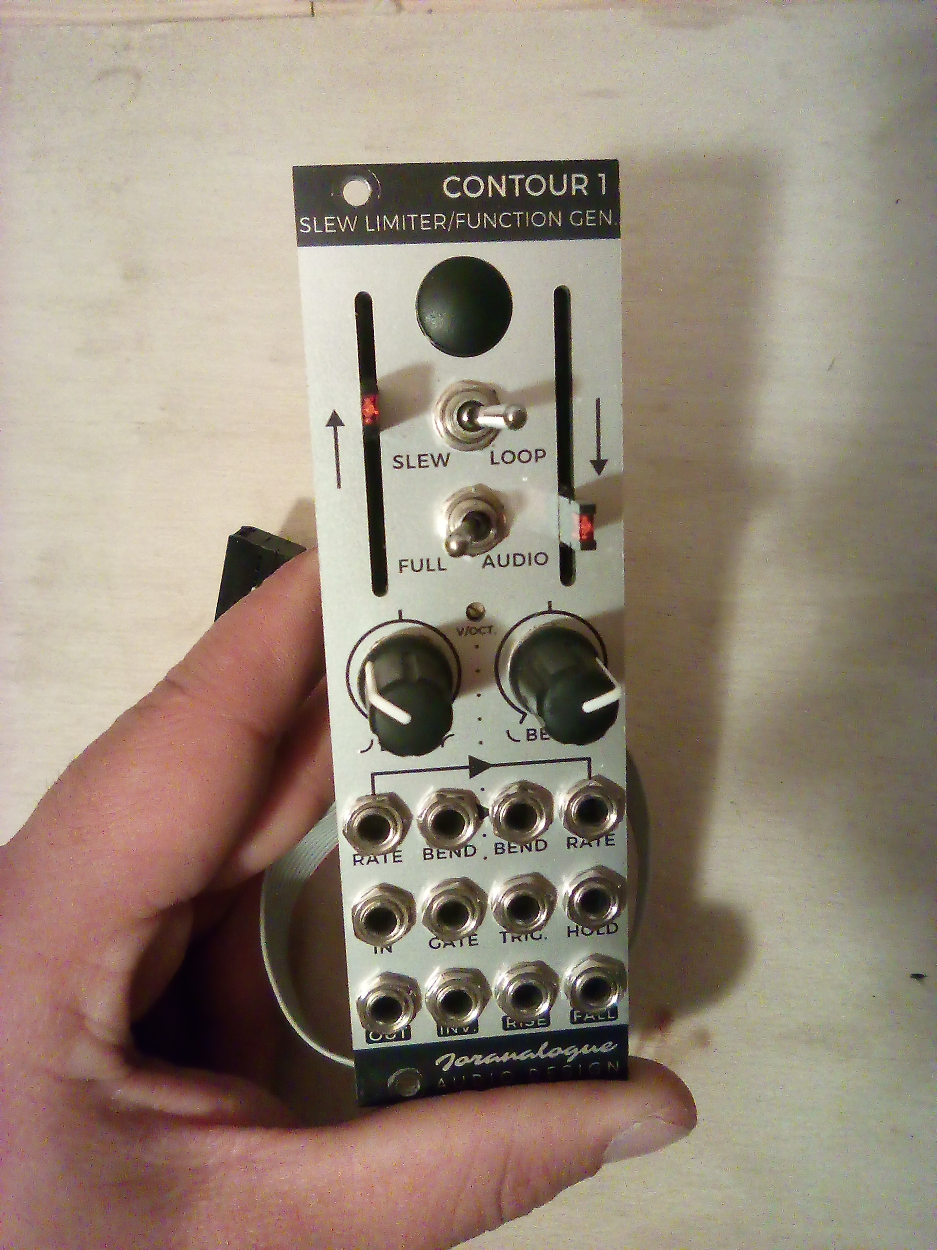 vends joranalogue contour 1