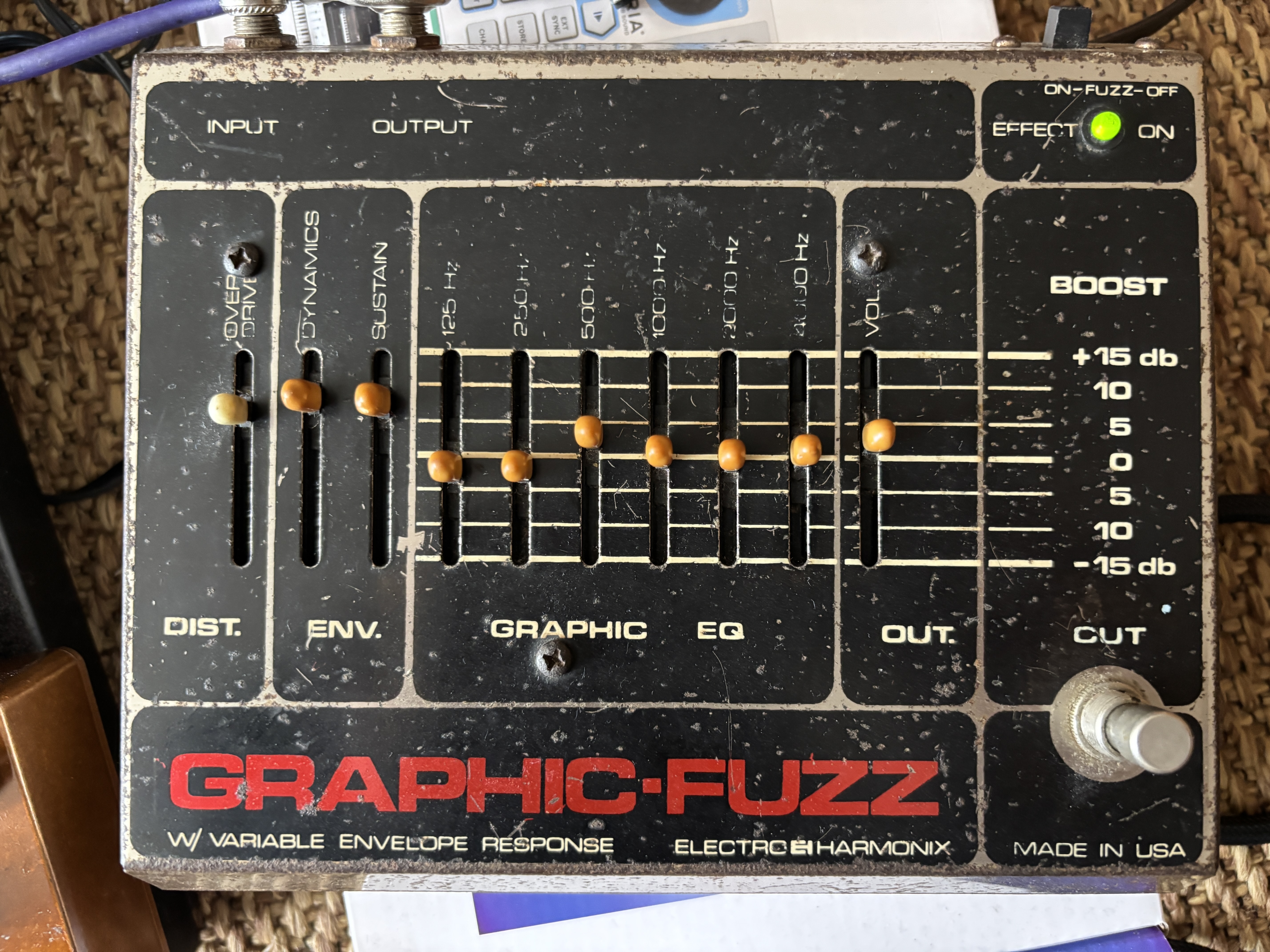 Electro-Harmonix Graphic Fuzz vintage USA révisée – 250€