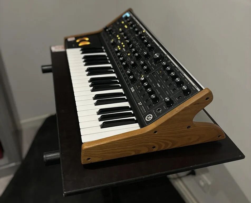 Clavier moog sub 37