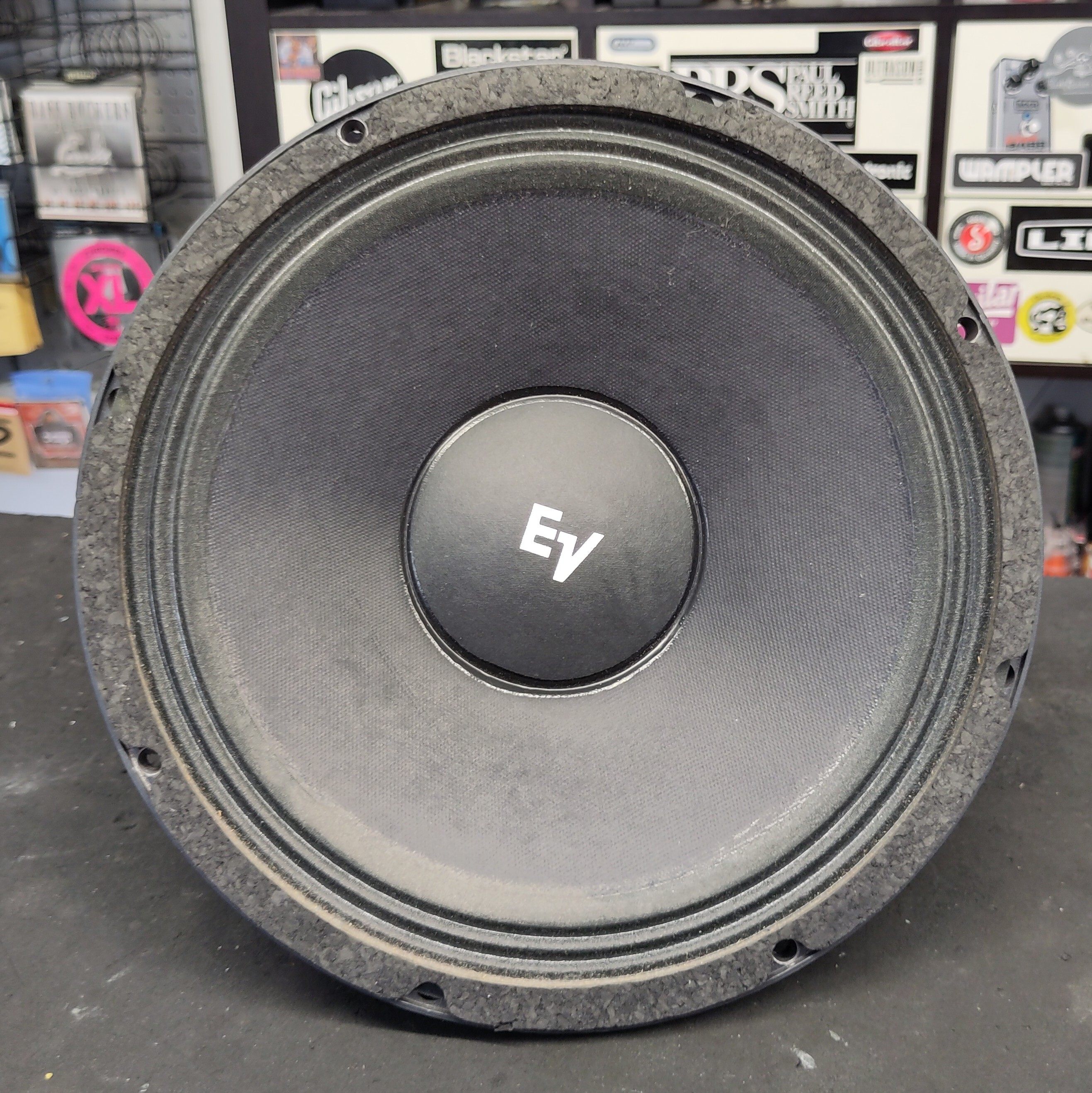 Vends HP EV 12'' 300W