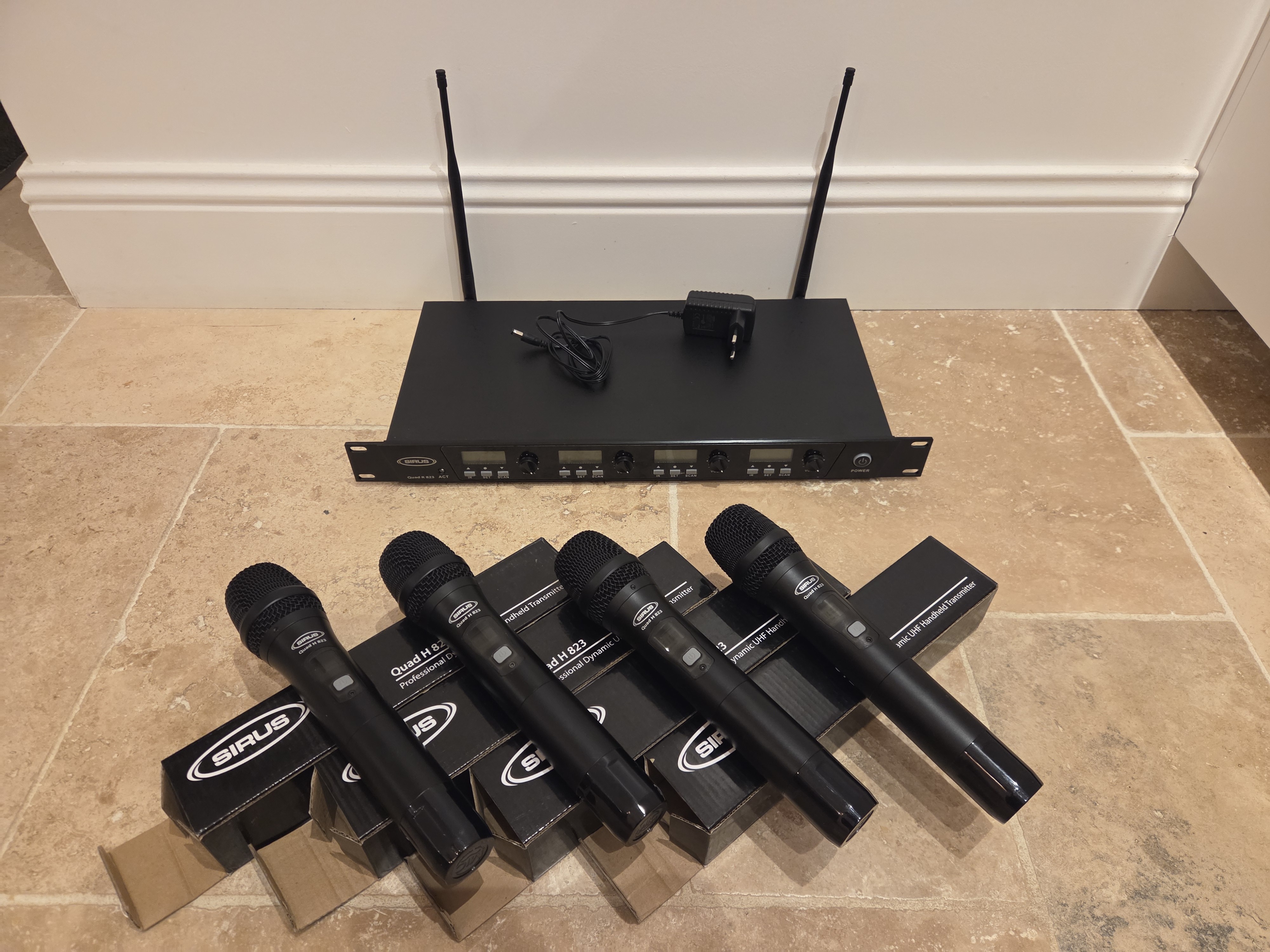 Sirus Quad R + 4H 823 Bundle