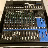 Table de mixage Yamaha MG16XU + Flight Case