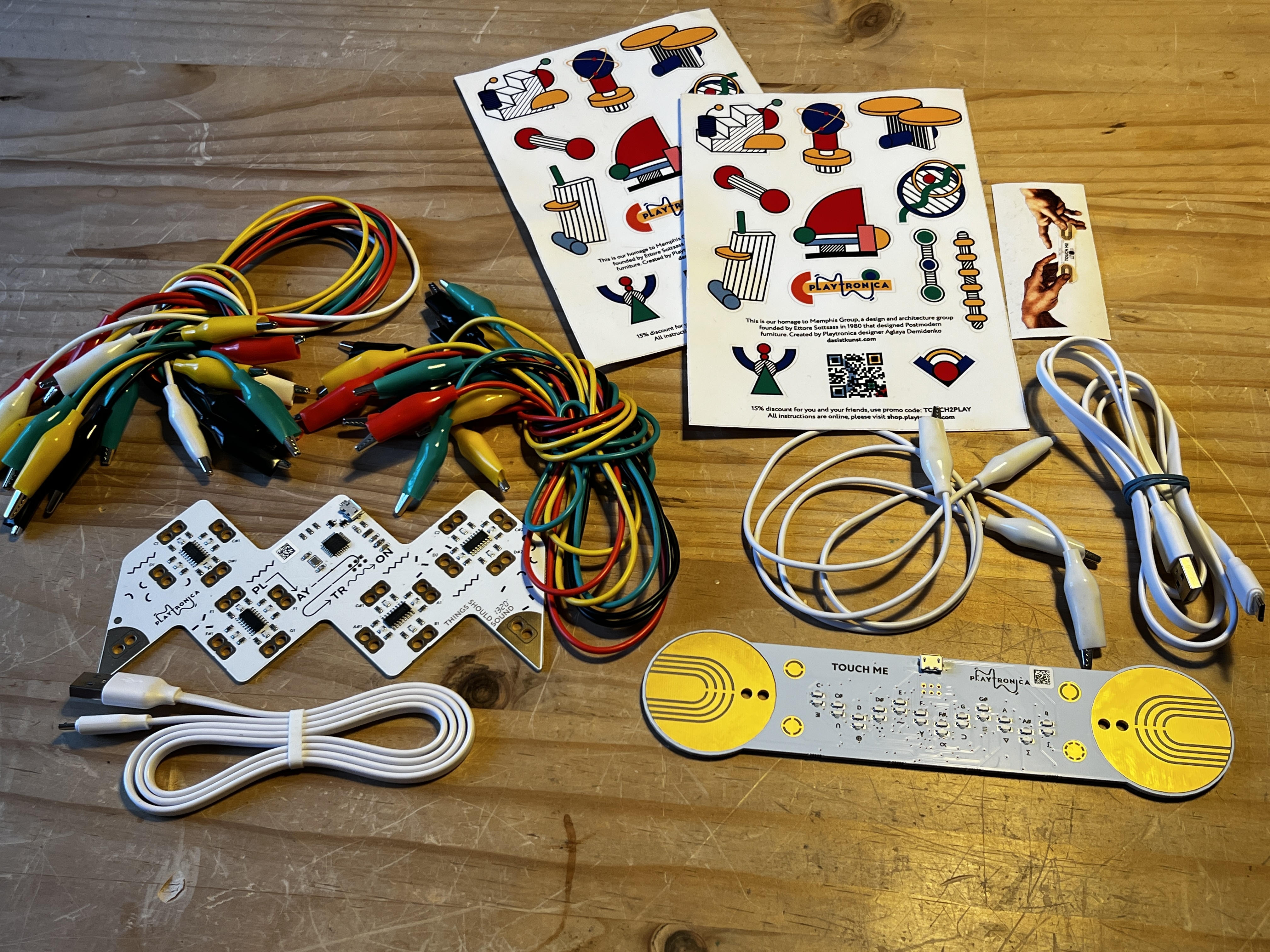 Playtronica PLAYTRON + TOUCH ME