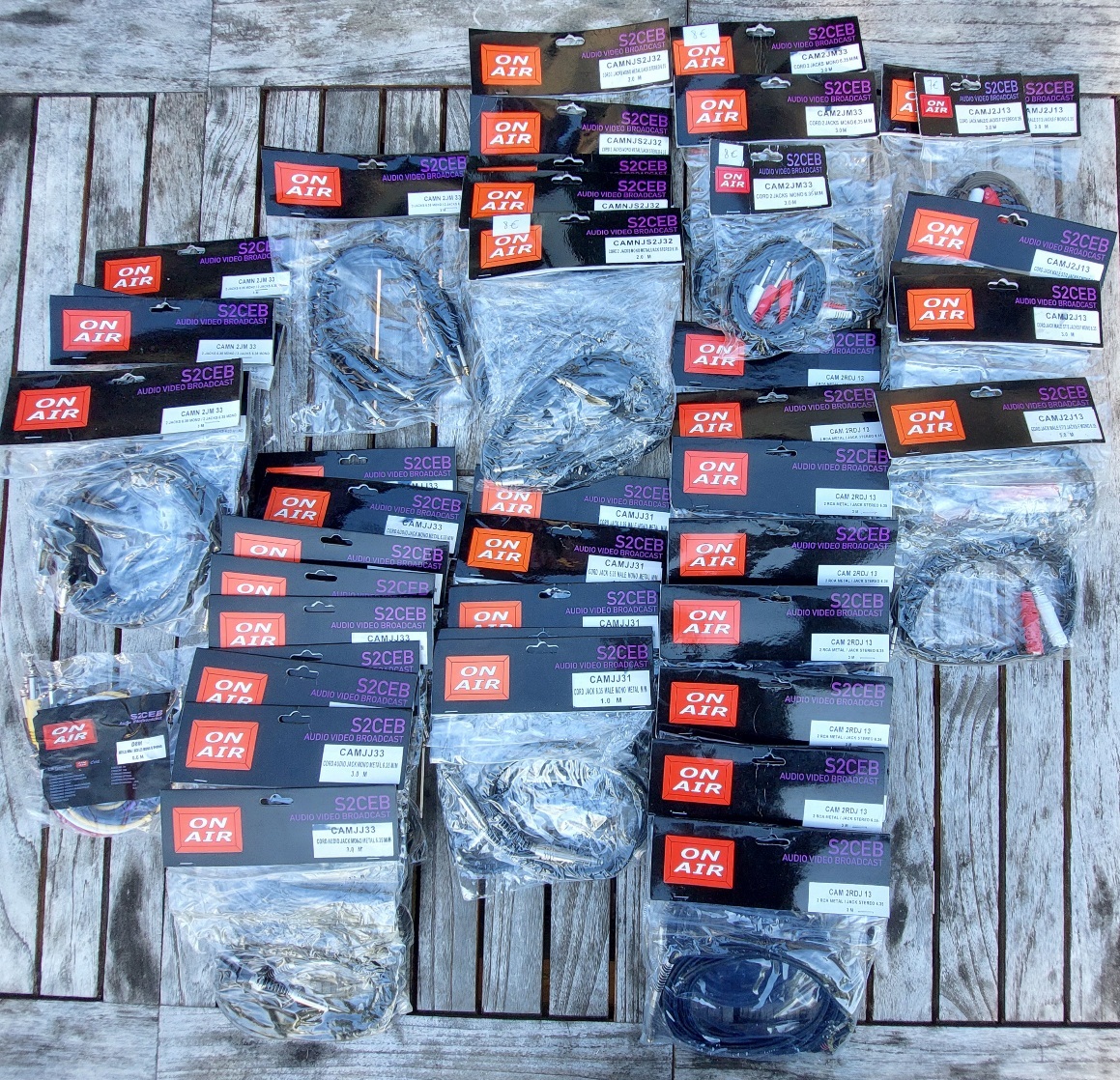 Lot 44 câbles audio jack/adaptateurs neufs (DJ / studio) - Détail dans la description