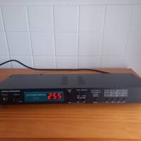 Vends Roland M-VS1 Vintage Synth