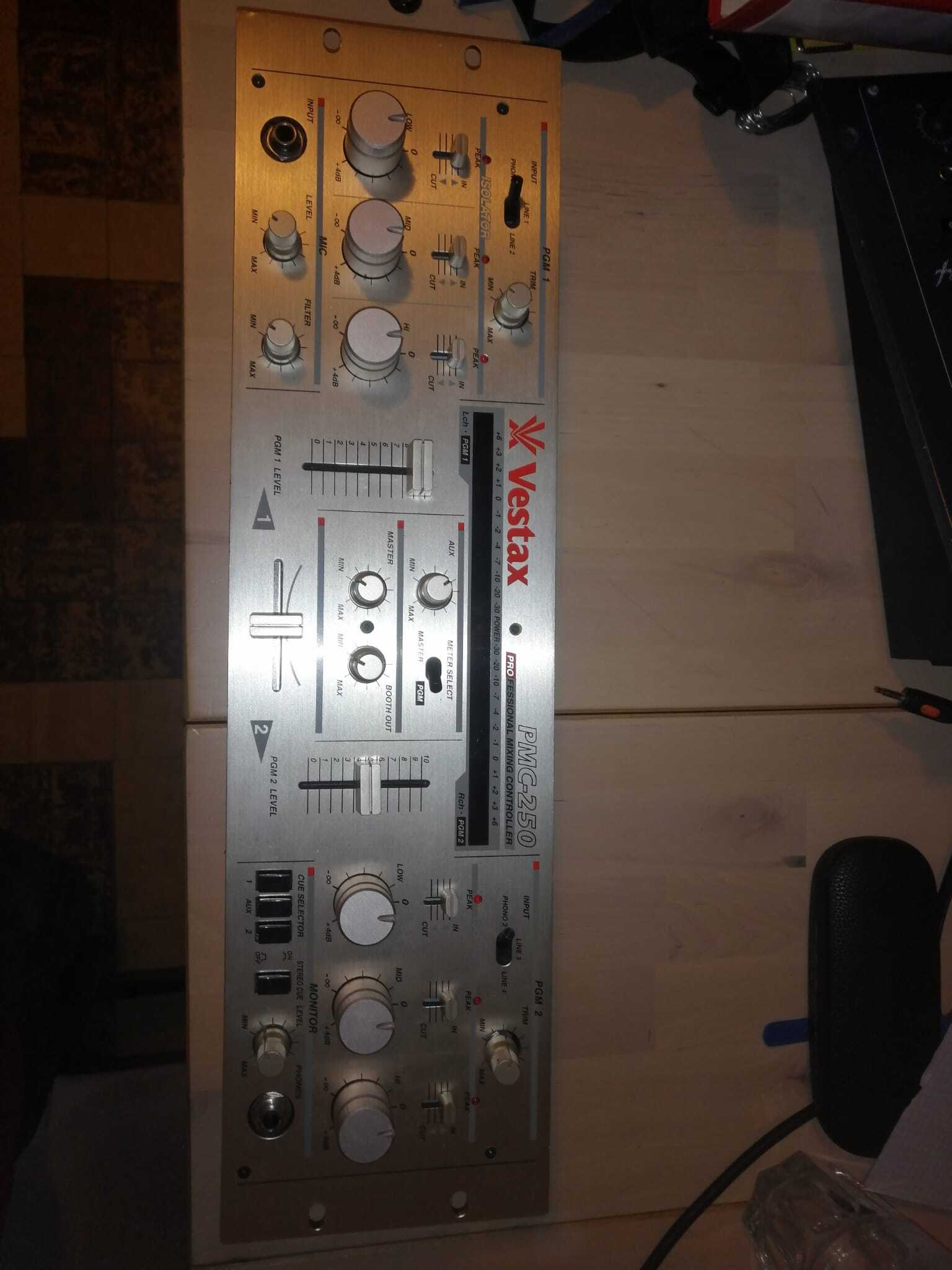Vestax PMC 250