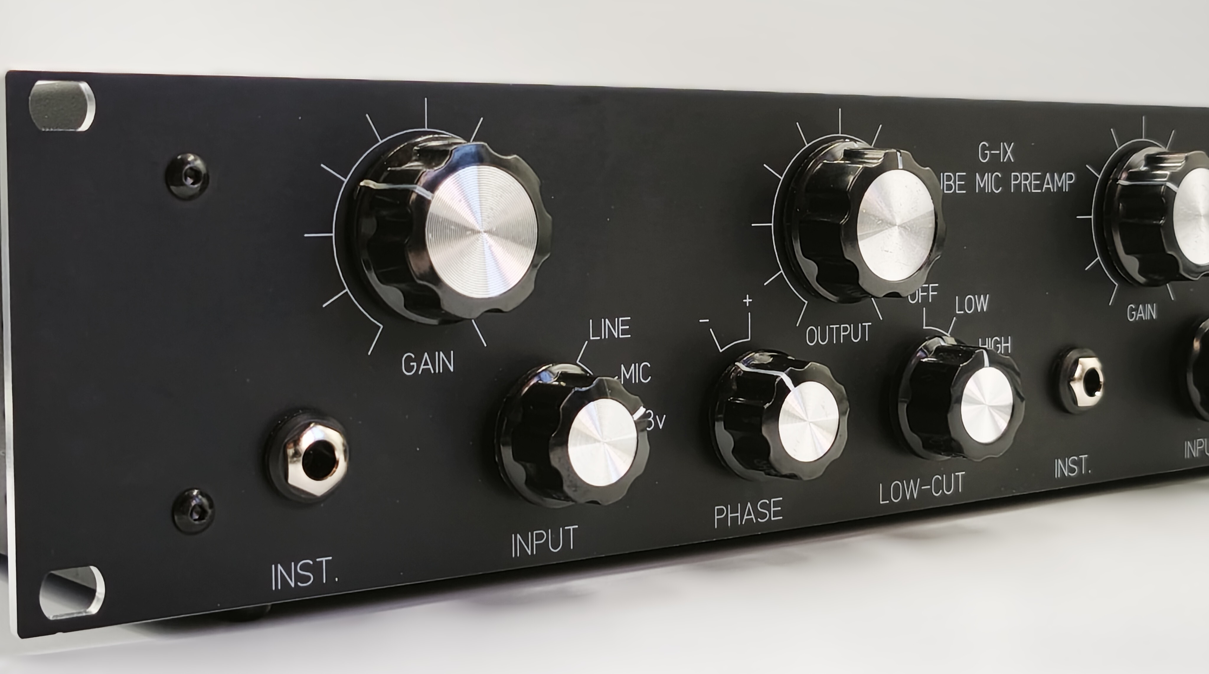 GYRAF G9 – Préampli à Lampes