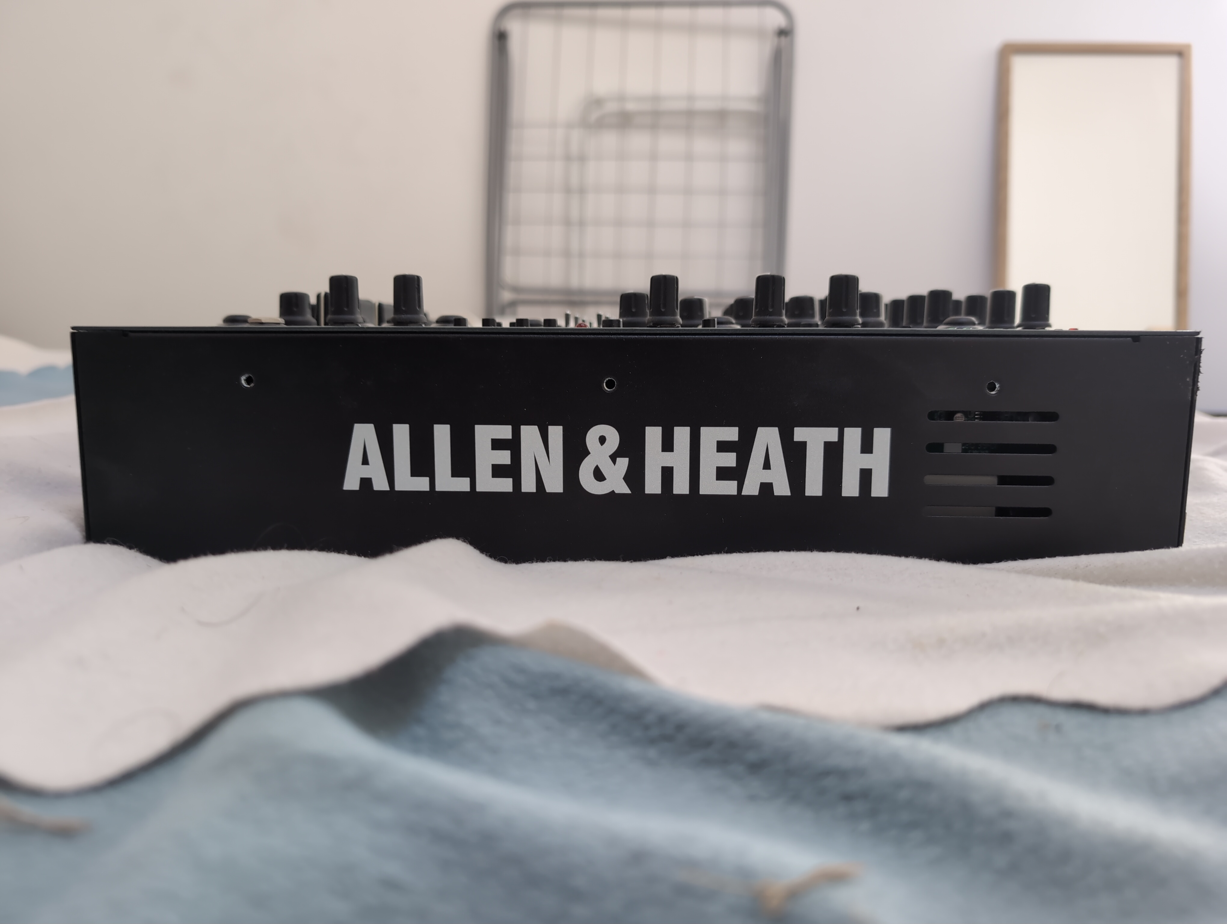 Allen & Heath Xone:92 (4776)