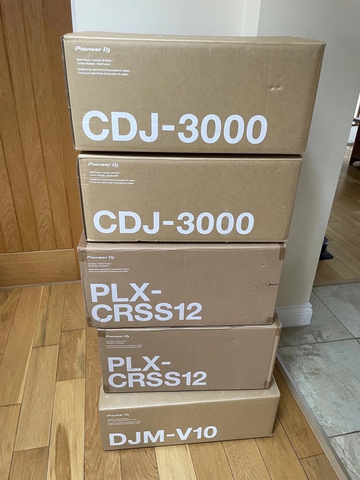 Pioneer CDJ 3000 x 2, Pioneer PLX-CRSS12 x 2, Table de mixage Pioneer V10