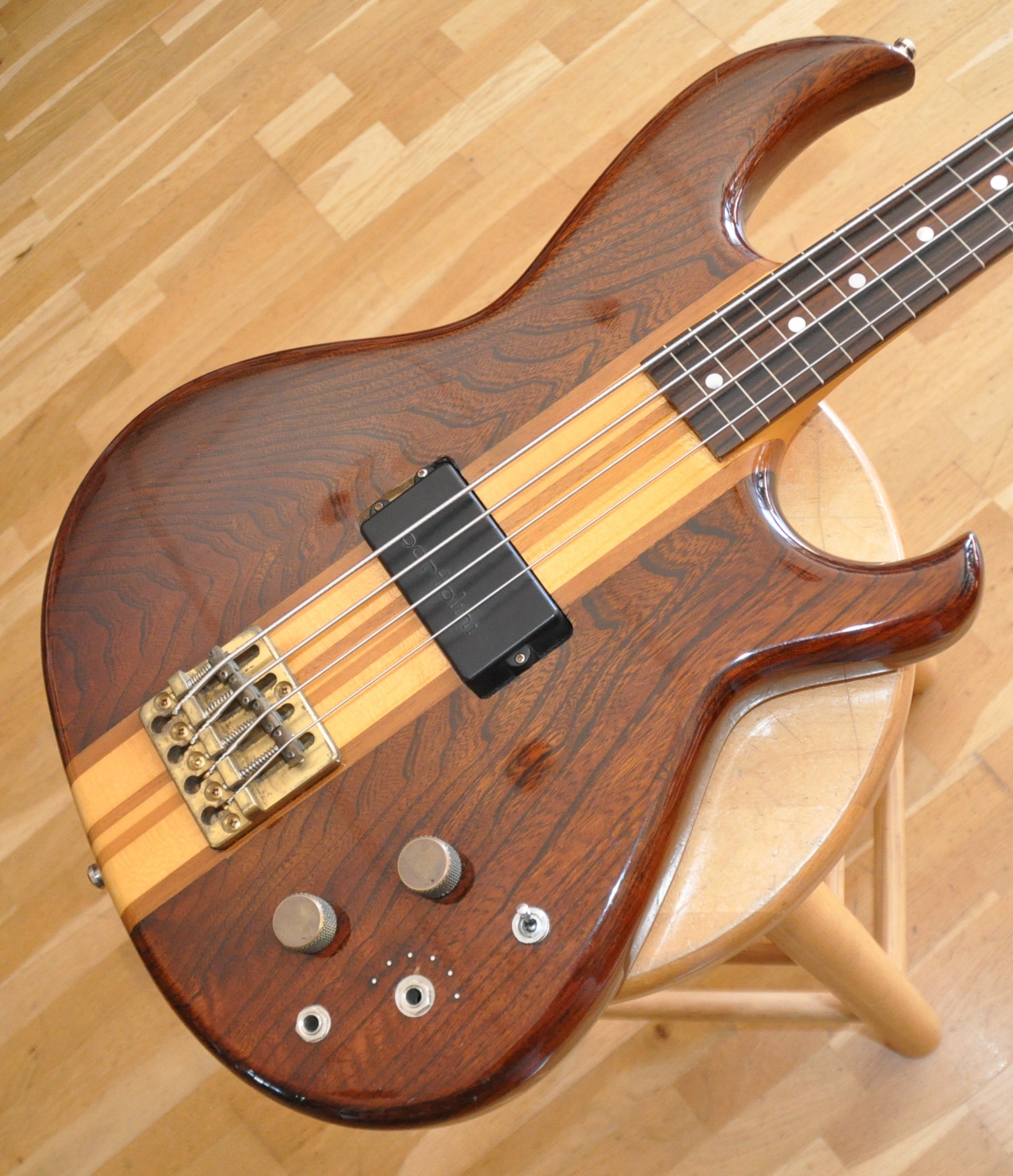 Aria Pro II SB-1000 FL Fretless (1980 Made In Japan)