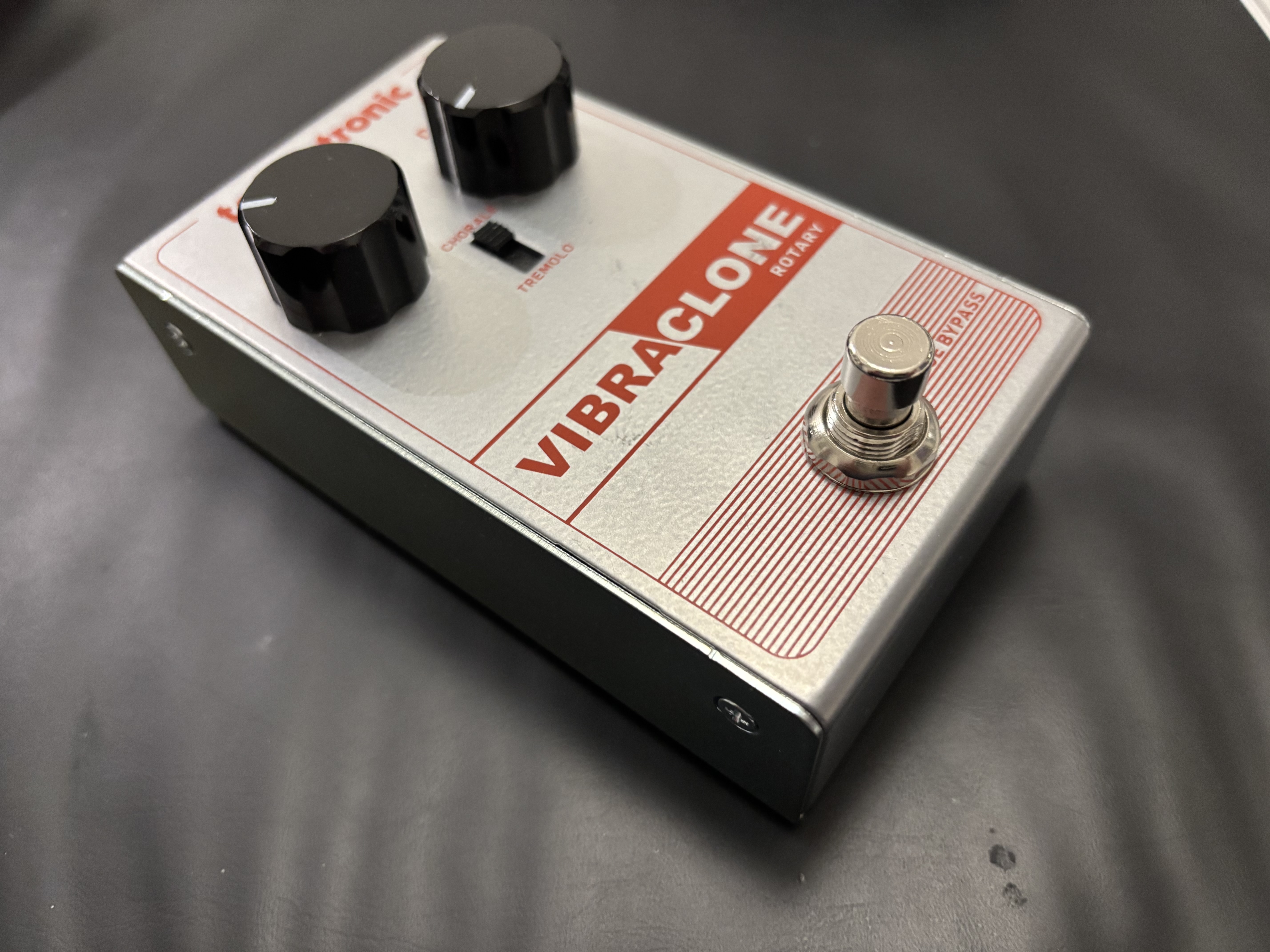 Vends pédale Tremolo / Leslie TC Electronic Vibraclone