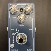 Vends pédale tremolo Belcat