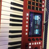 Vends ou échange akai mpc key 37