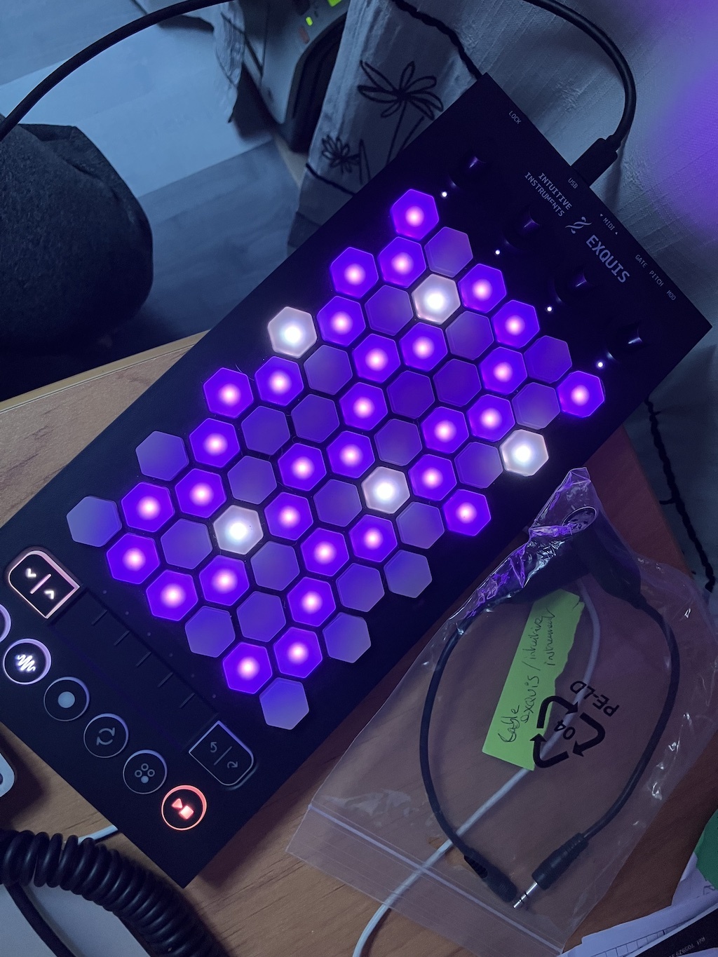 Intuitive Instruments Exquis (24468)