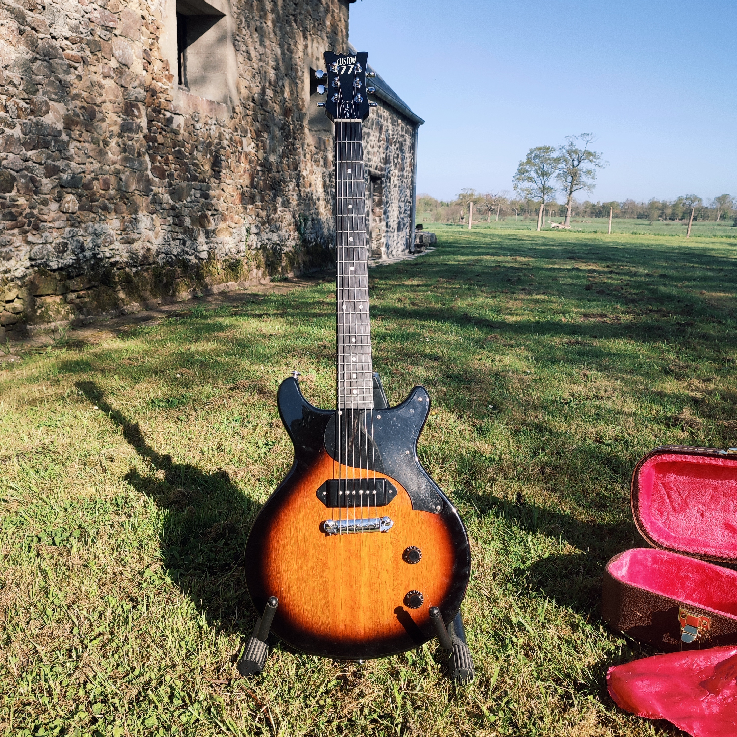 Guitare Custom77 London's Burning Raw Power