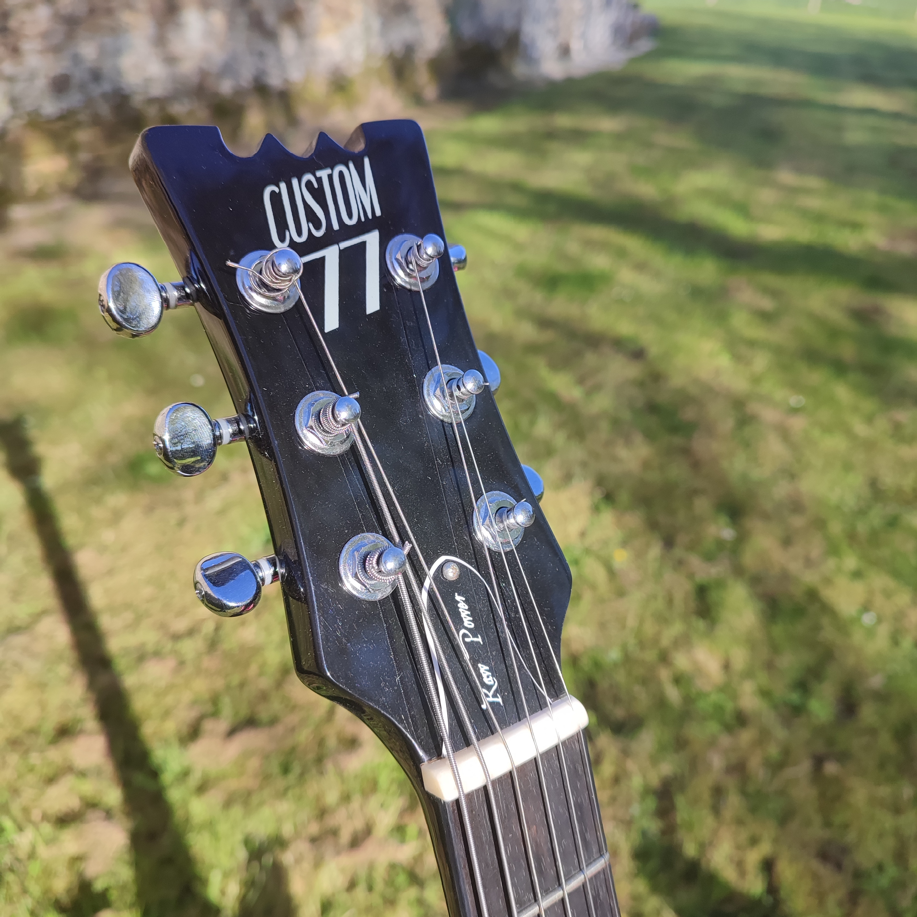 Custom77 London's Burning Raw Power (82624)