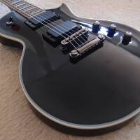 Vends guitare électrique ESP LTD EC-500