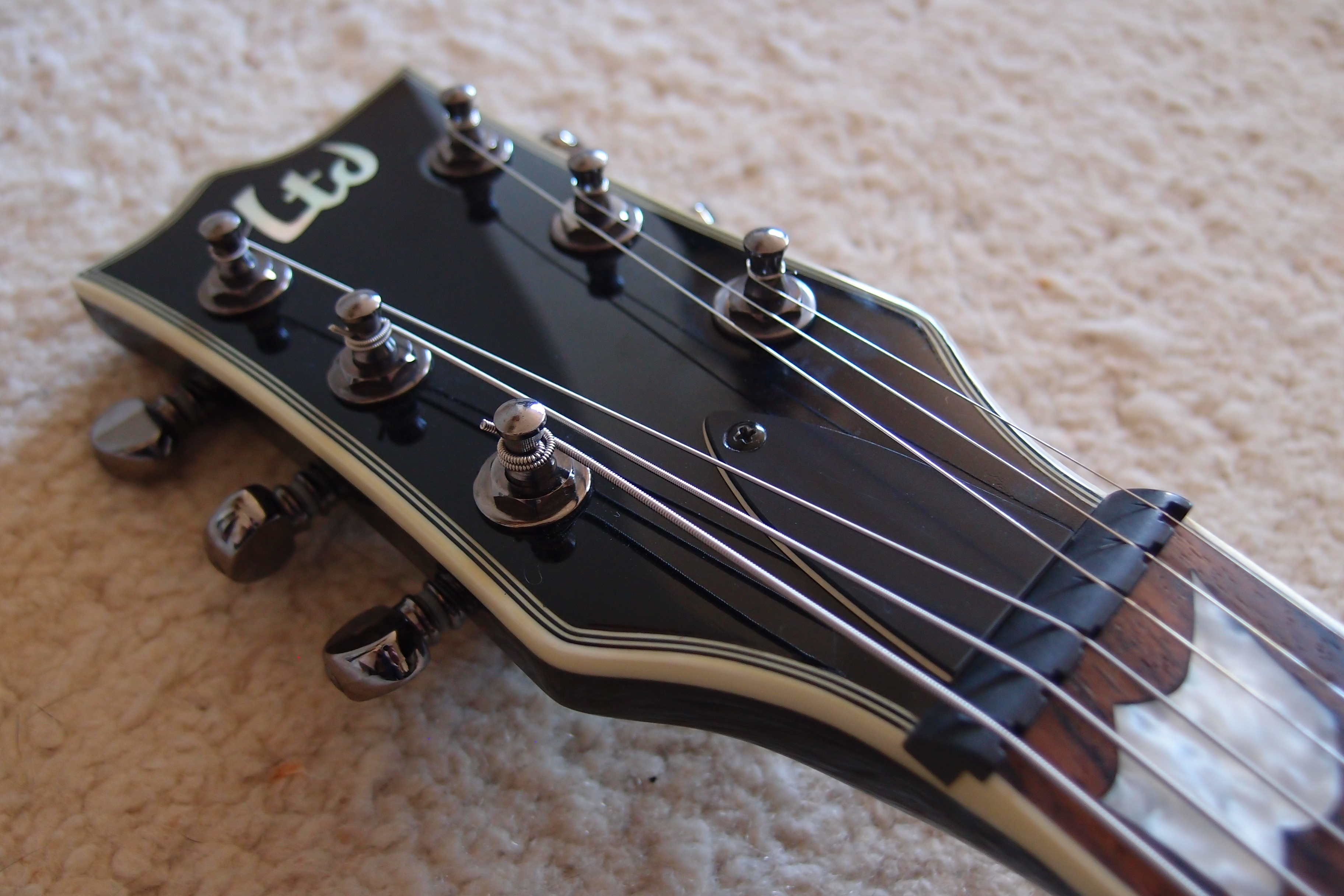 LTD EC-500 (24)