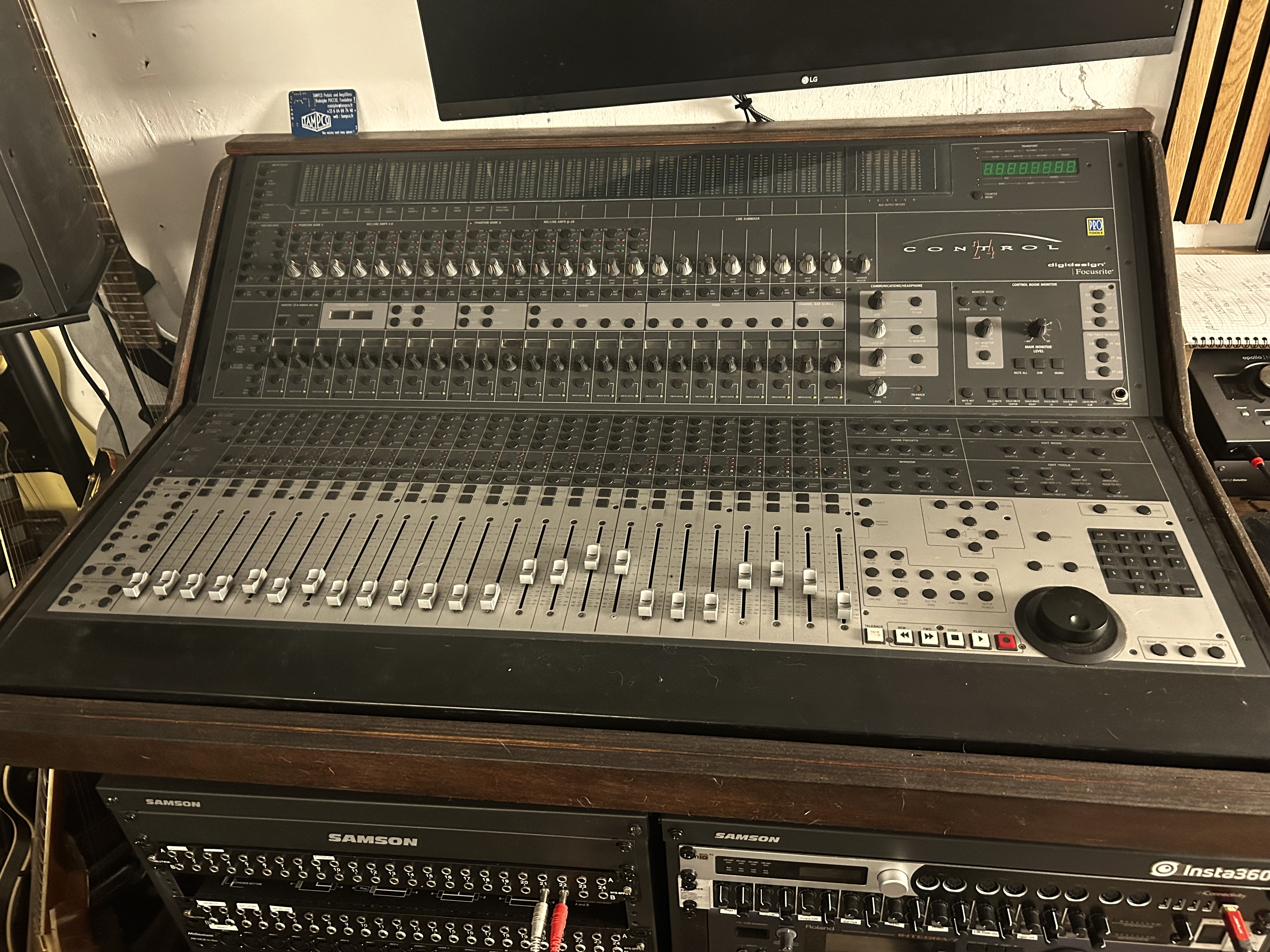 2x Digidesign / Avid Control 24 – 48 faders motorisés – look studio / Pro Tools – 350€ pièce / 600€ les 2