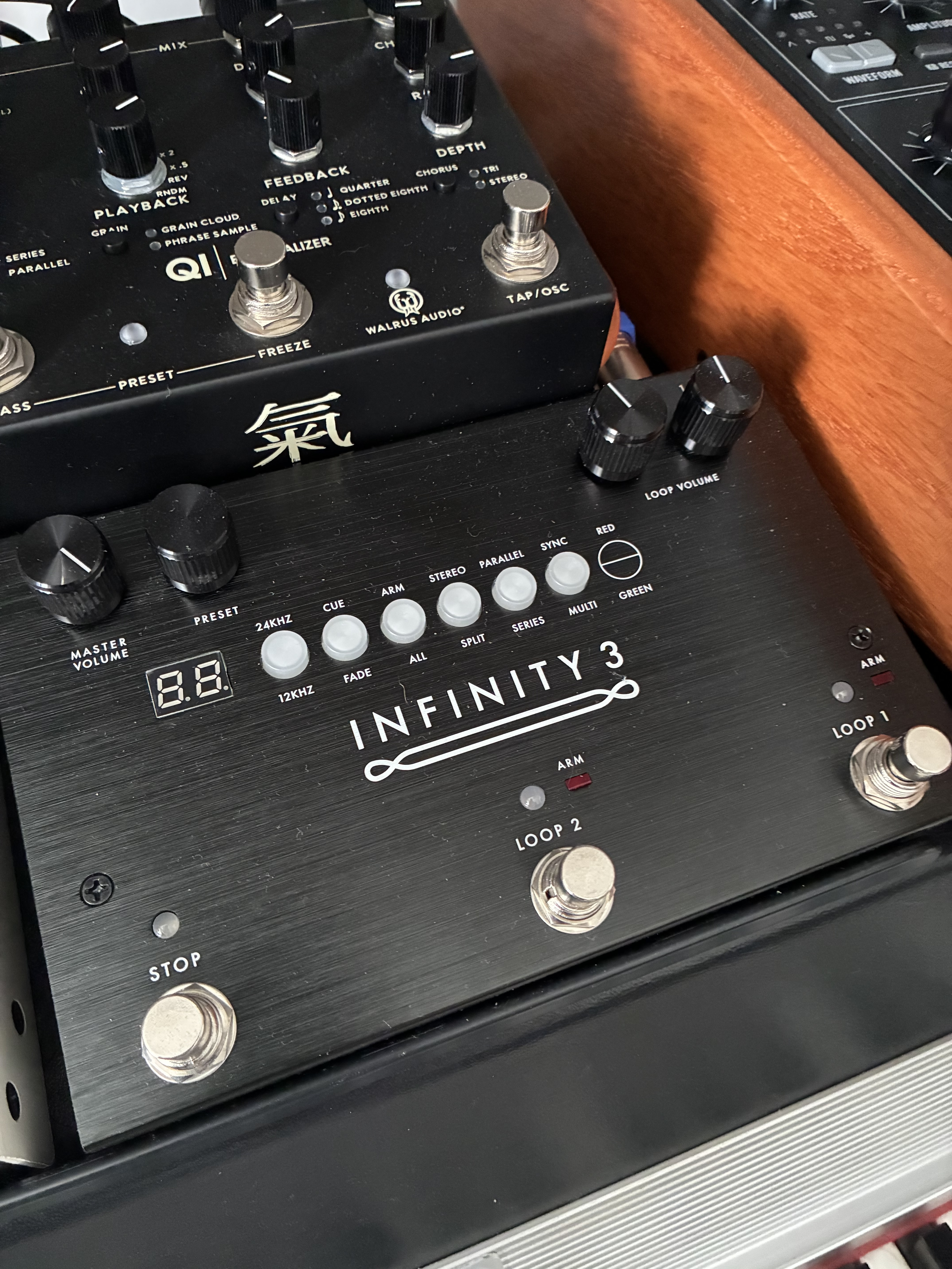 Looper Pigtronix Infinity 3 + Universal Remote 