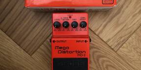 Boss MD-2 Mega Distortion + boite & manuel
