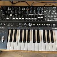 Vends Arturia Minibrute 2